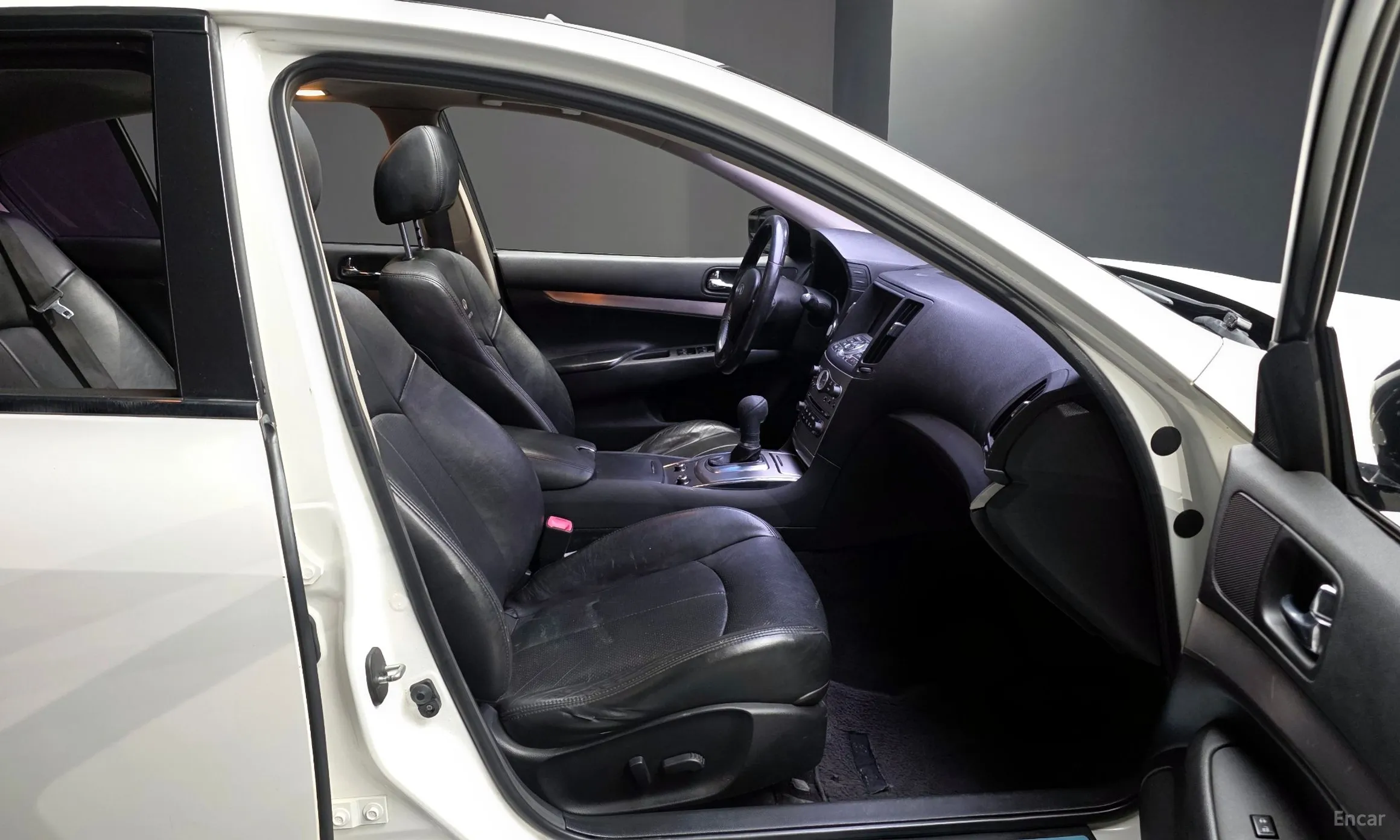 Infiniti G25 превью 12