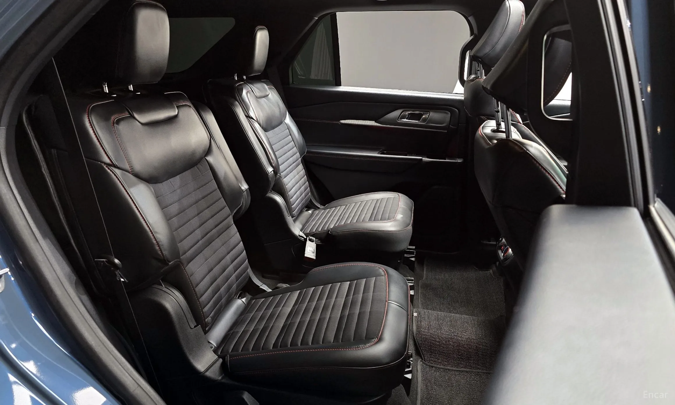 Ford Explorer 6th Generation превью 11