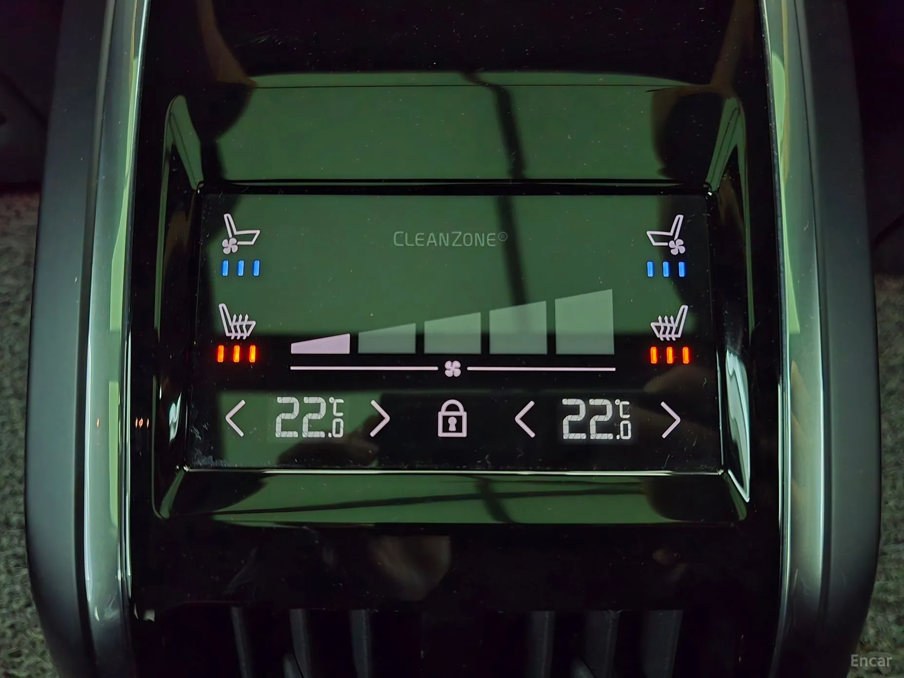Volvo S90 превью 18