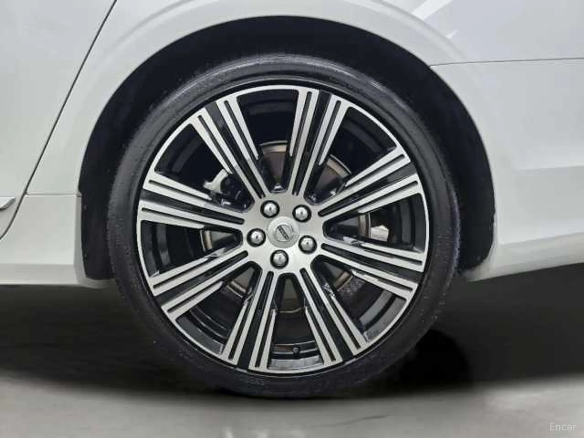 Volvo S90 превью 5