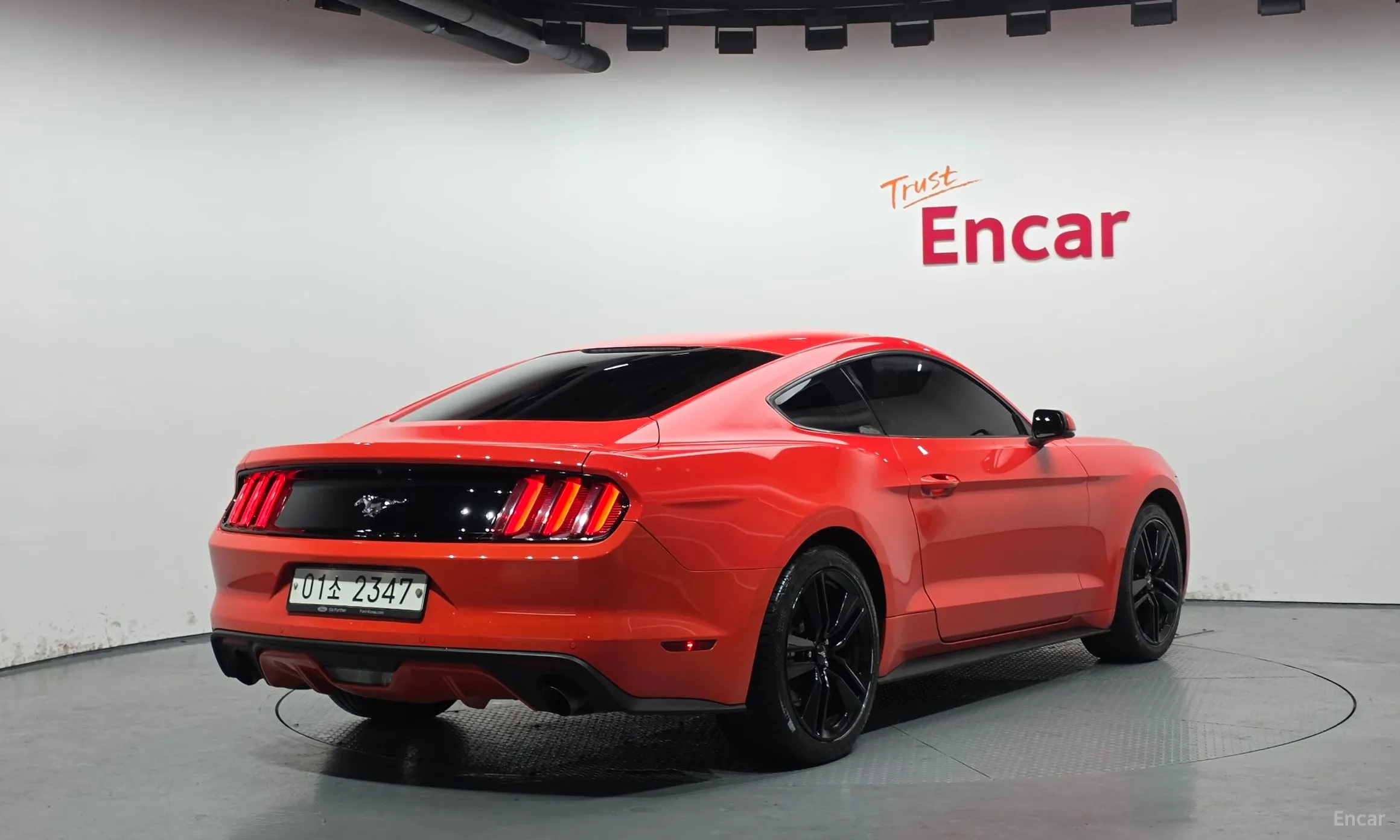 Ford Mustang превью 2