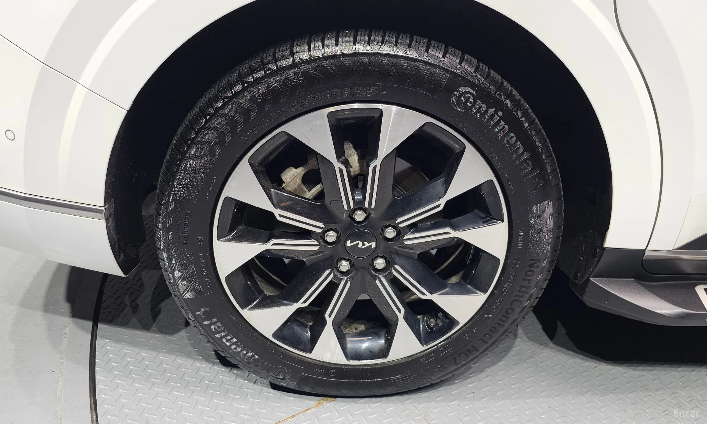 Kia Carnival Gen 4 превью 5