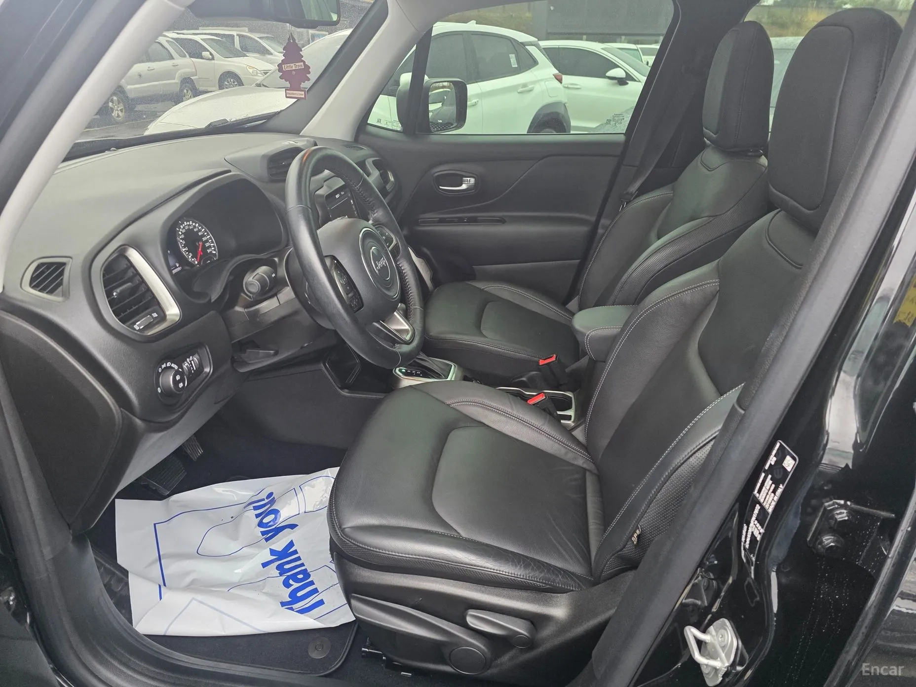 Jeep Renegade превью 7