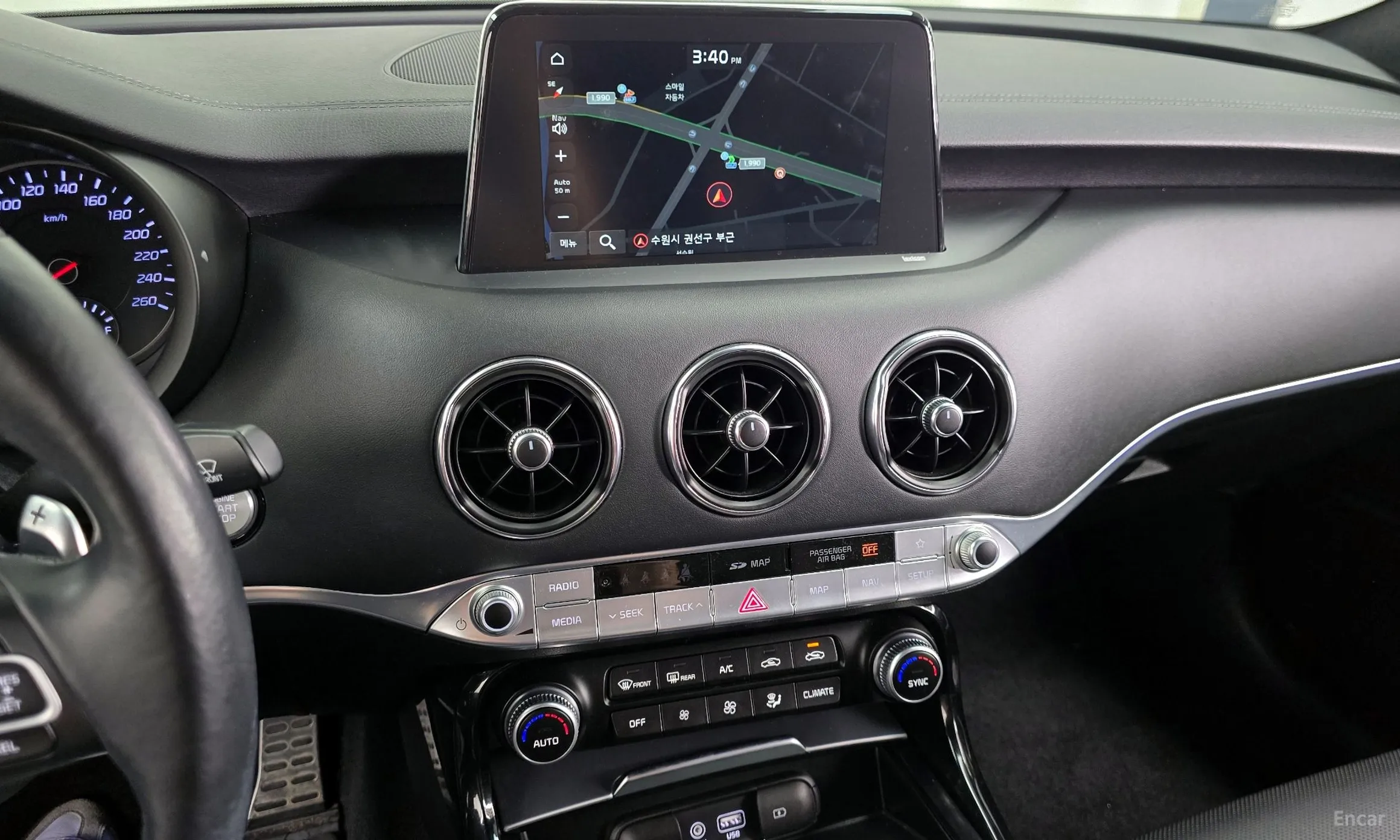 Kia Stinger превью 14