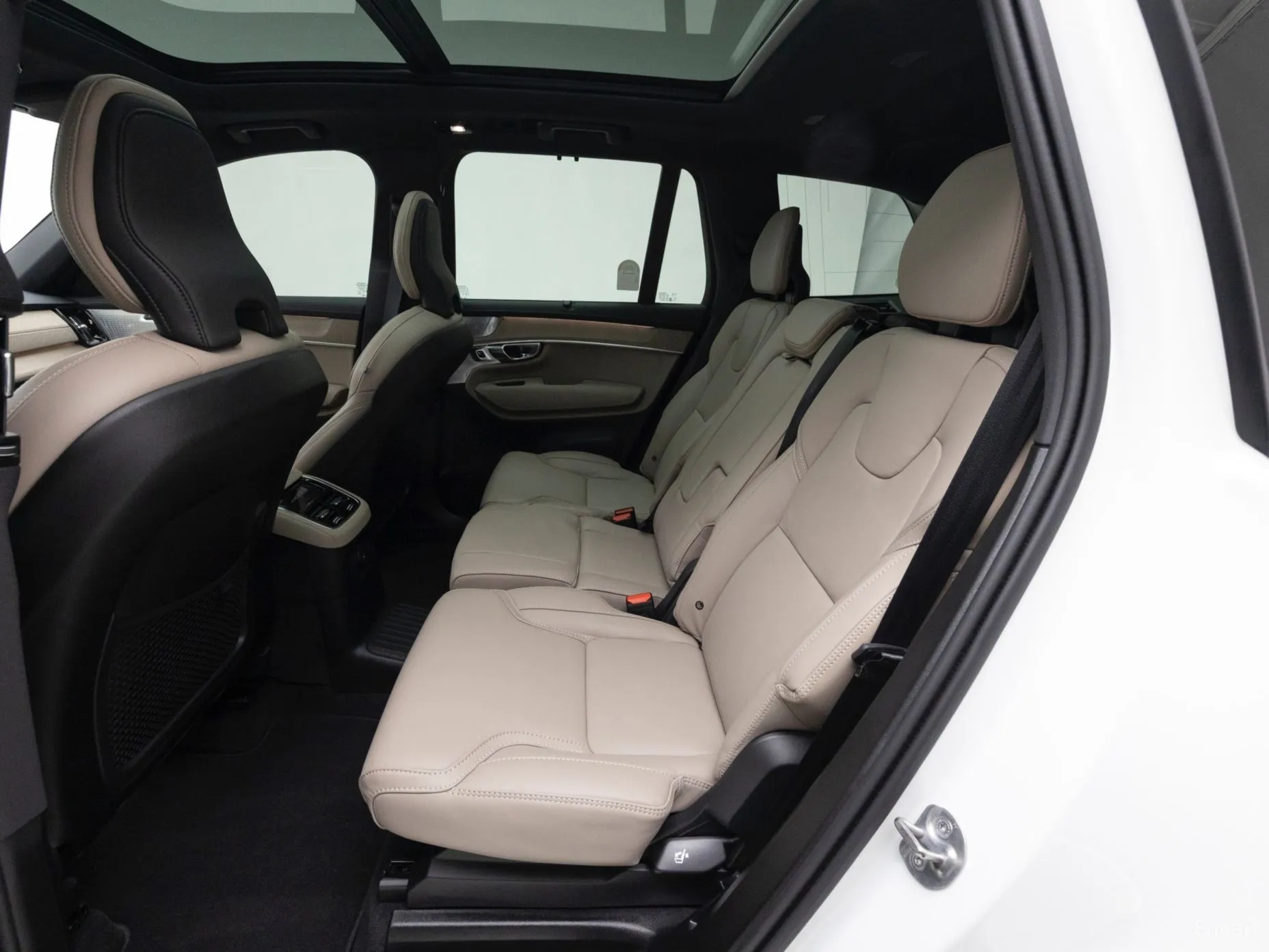 Volvo XC90 Gen 2 превью 10