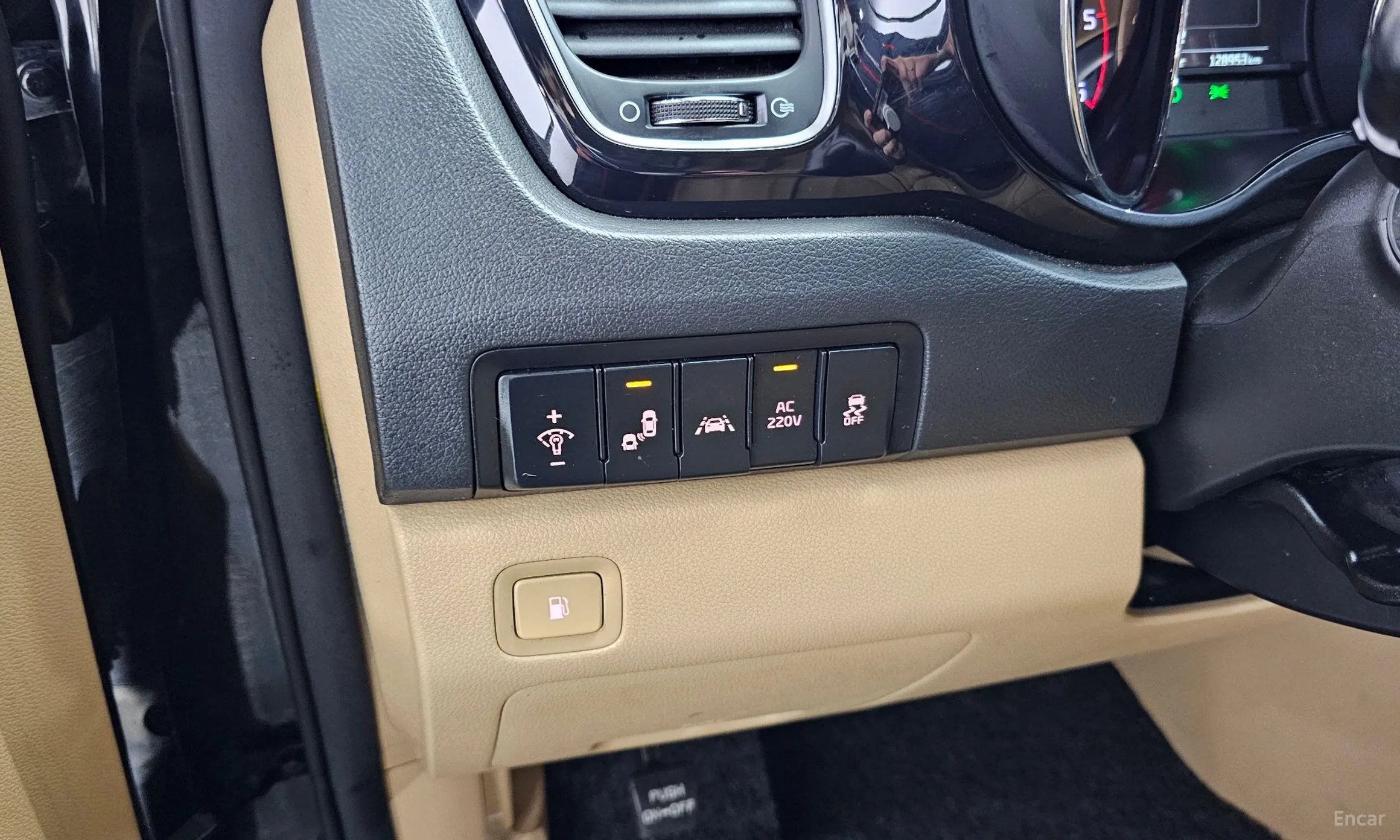 Kia Carnival превью 16