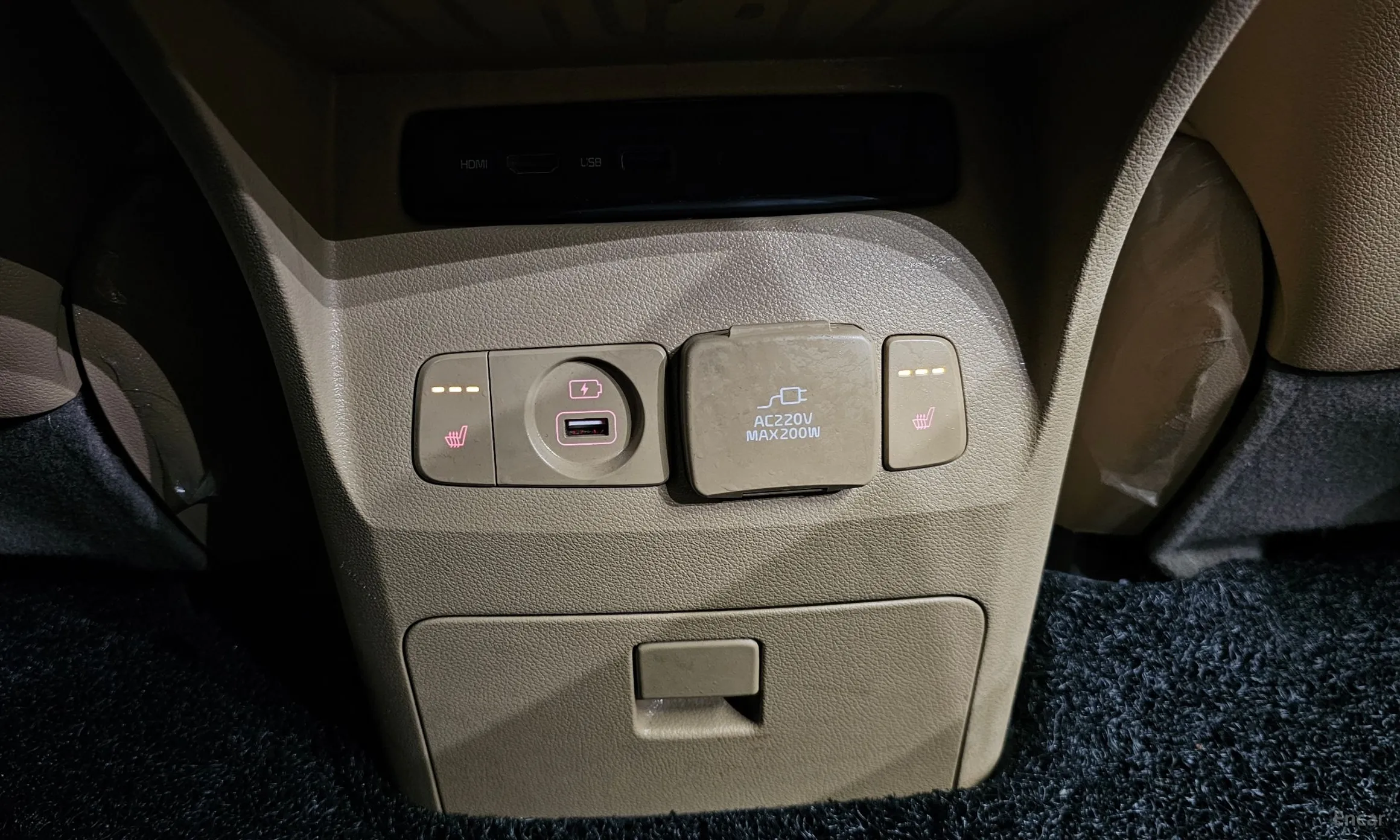 Kia Carnival превью 18