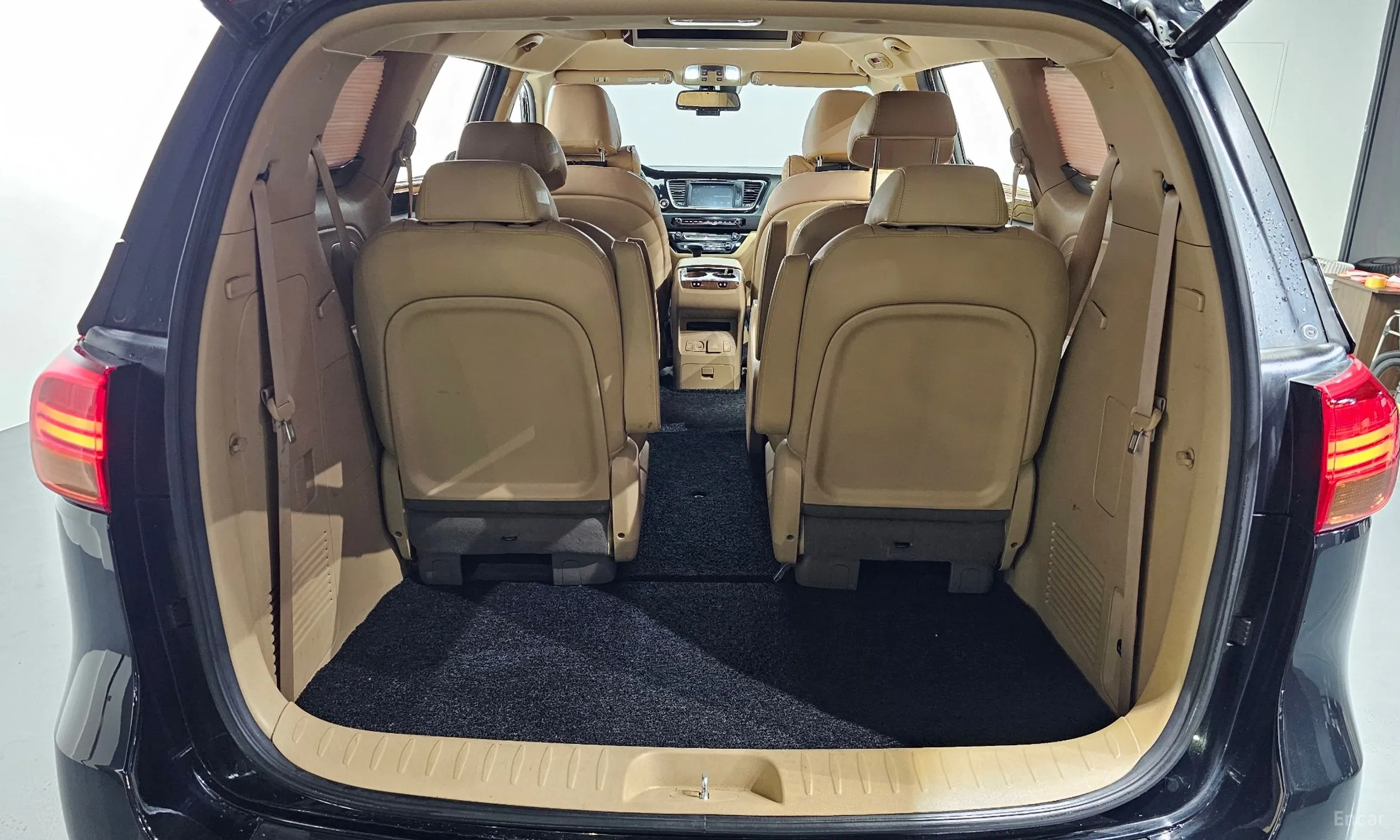 Kia Carnival превью 20