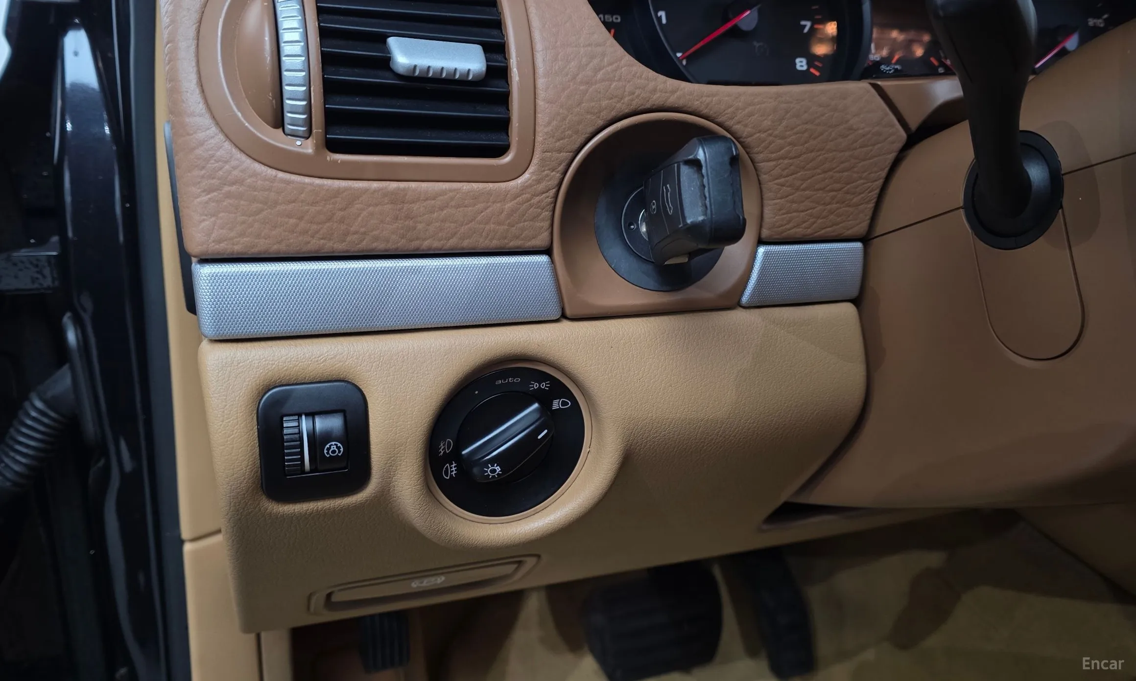 Porsche Cayenne превью 14
