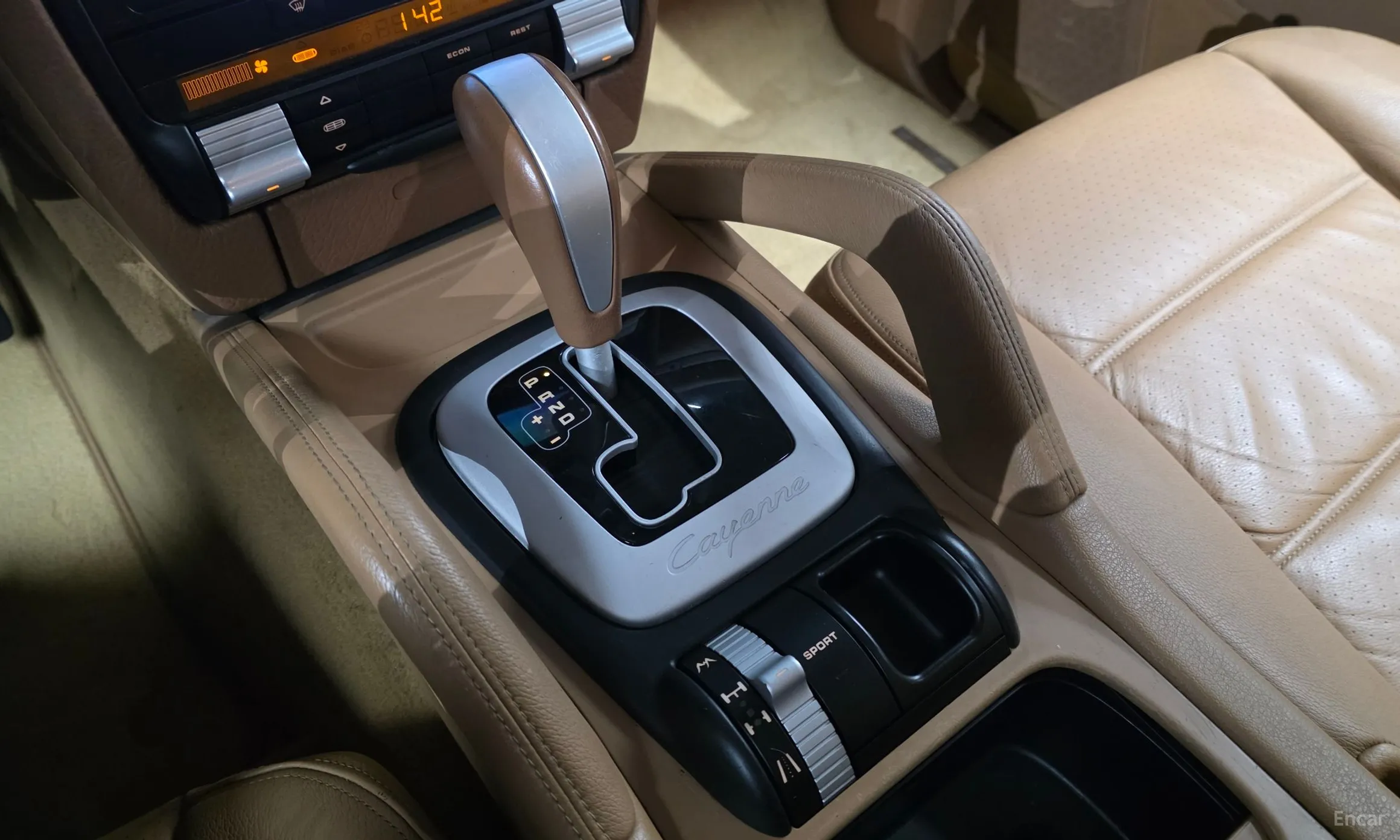 Porsche Cayenne превью 9