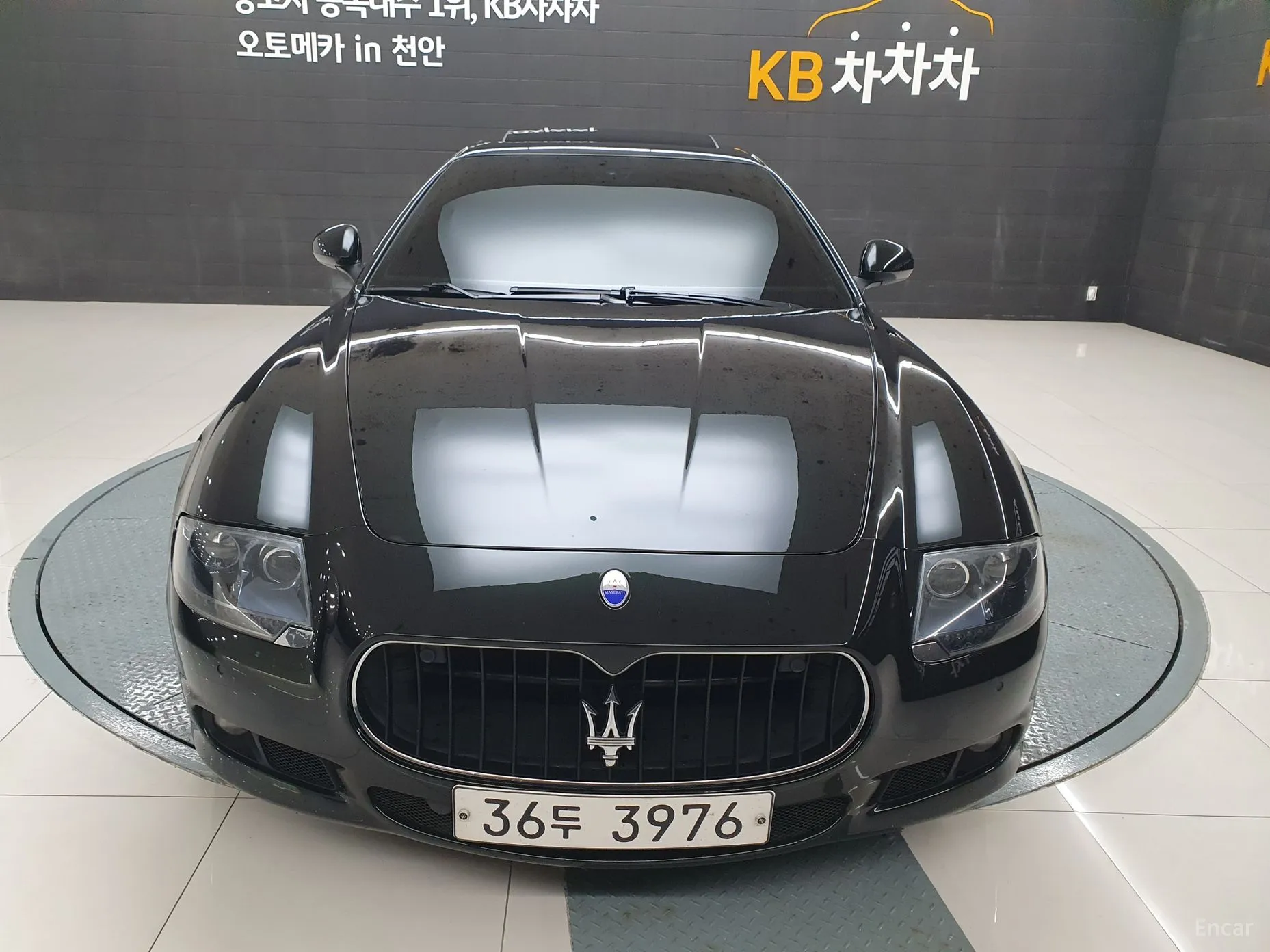 Maserati Quattroporte превью 3