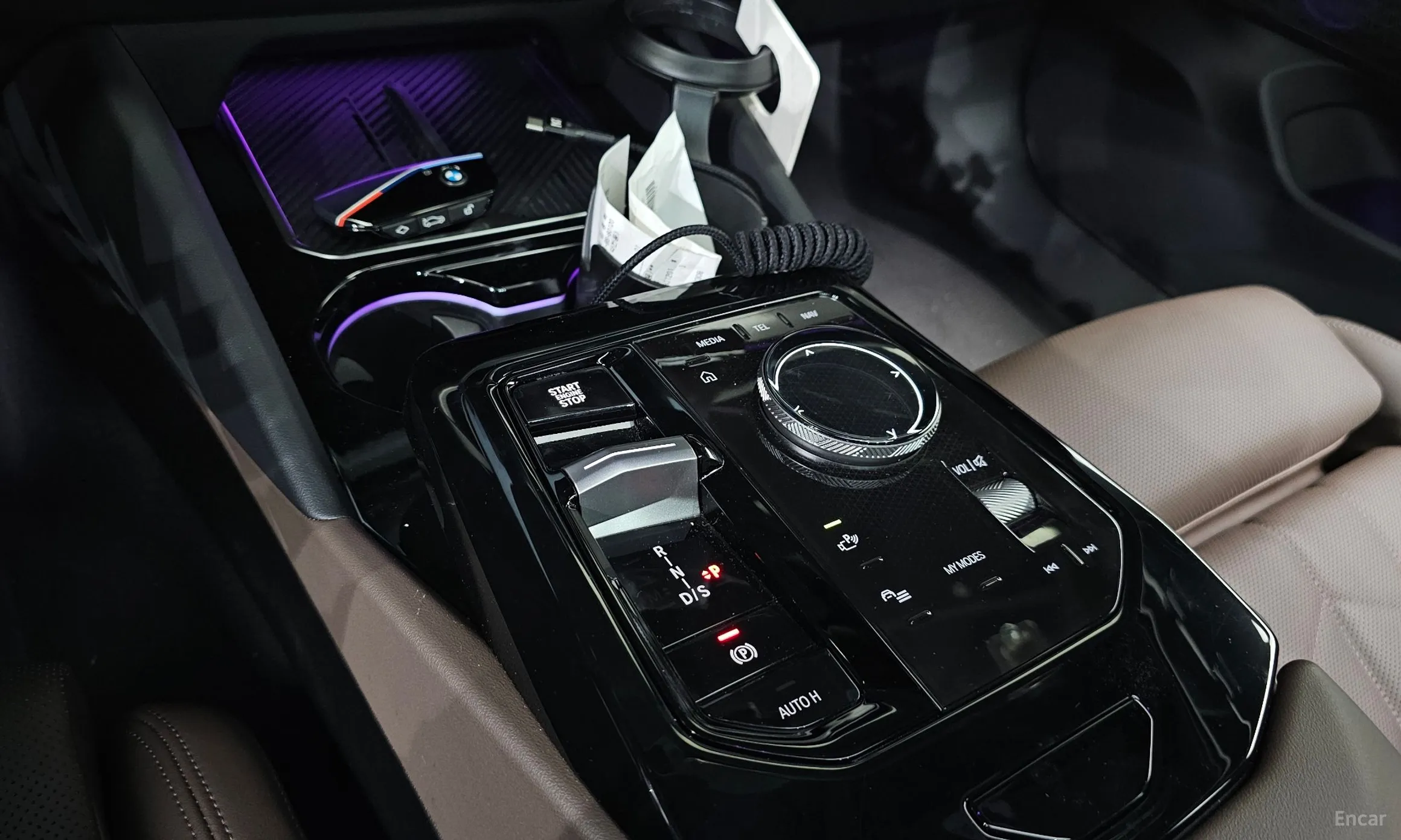 BMW 5 Series (G60) превью 9