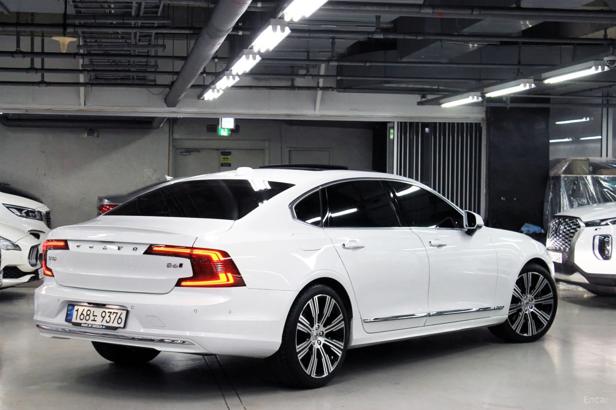 Volvo S90 превью 6