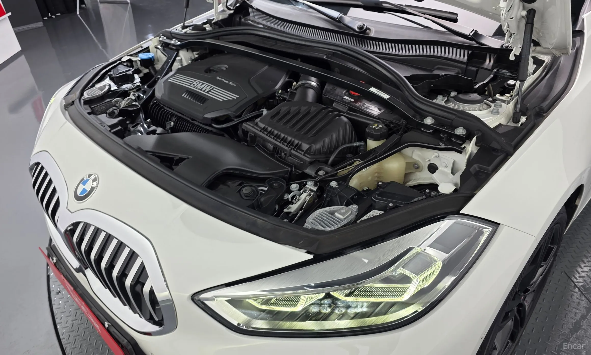 BMW 1 Series (F40) превью 6