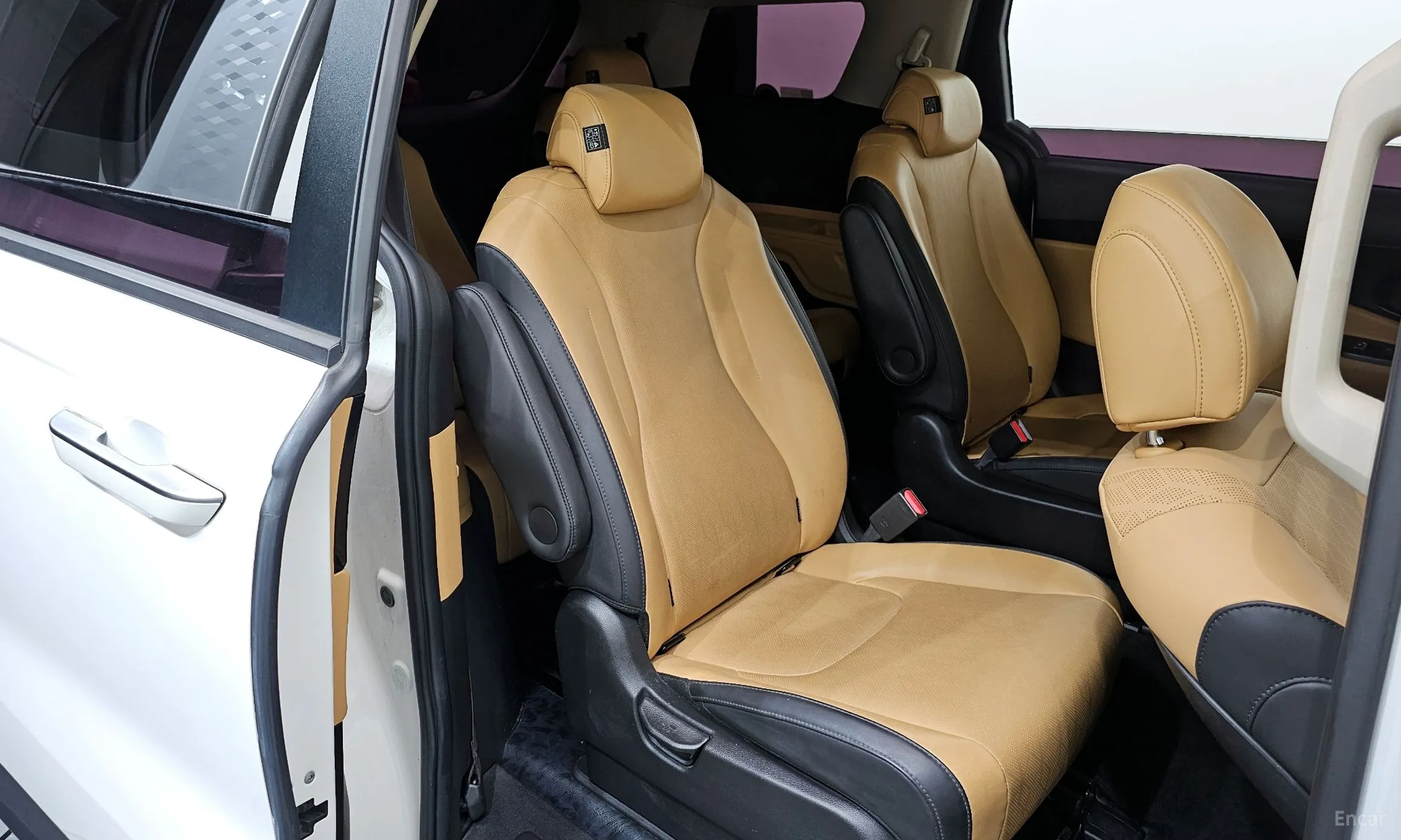 Kia Carnival Gen 4 превью 12
