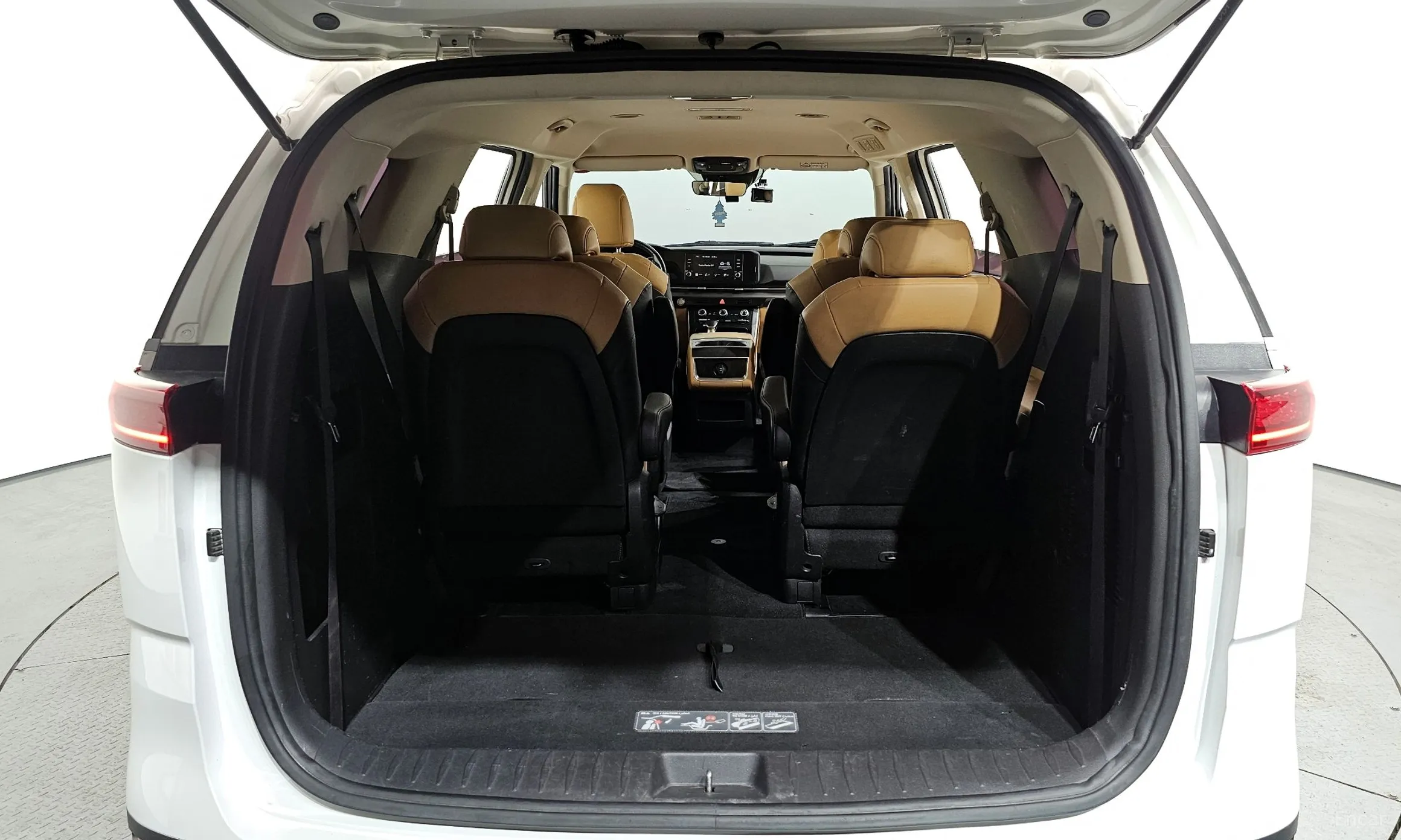 Kia Carnival Gen 4 превью 20