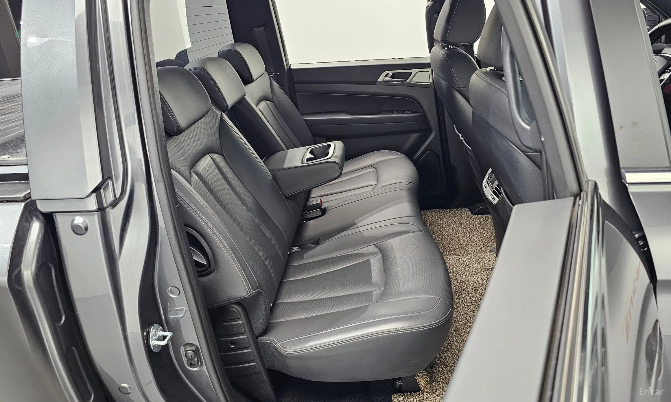 KG Mobility (SsangYong) Rexton Sports Khan превью 12