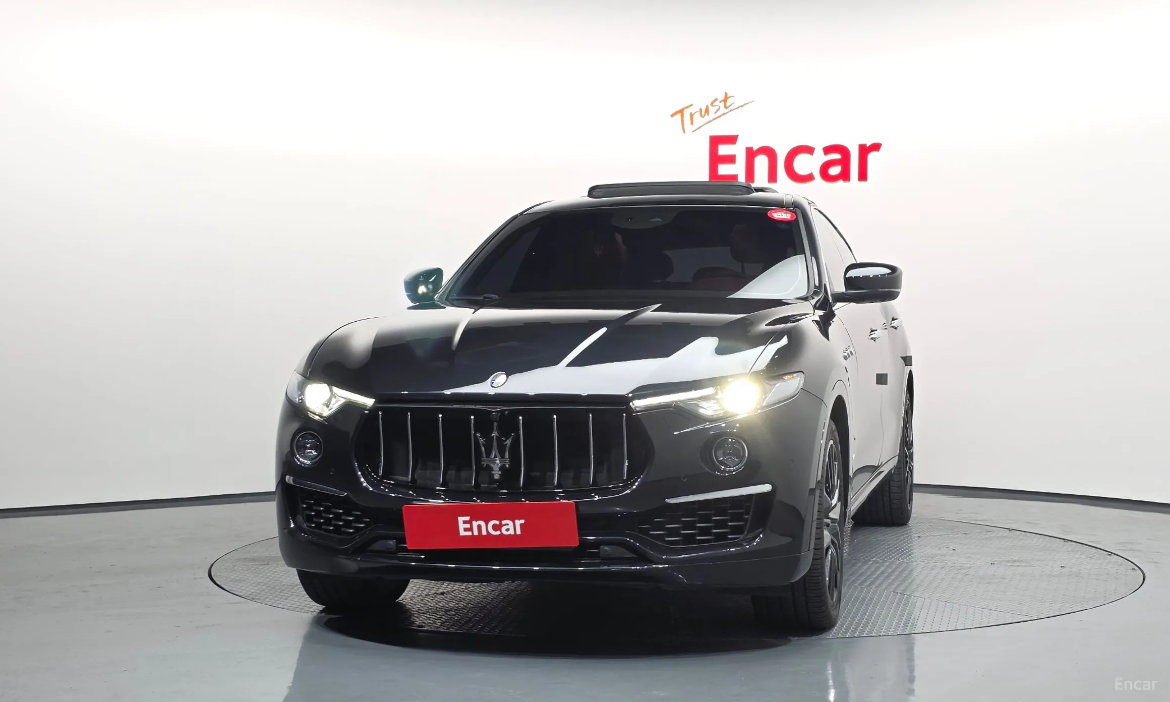Maserati Levante превью 3