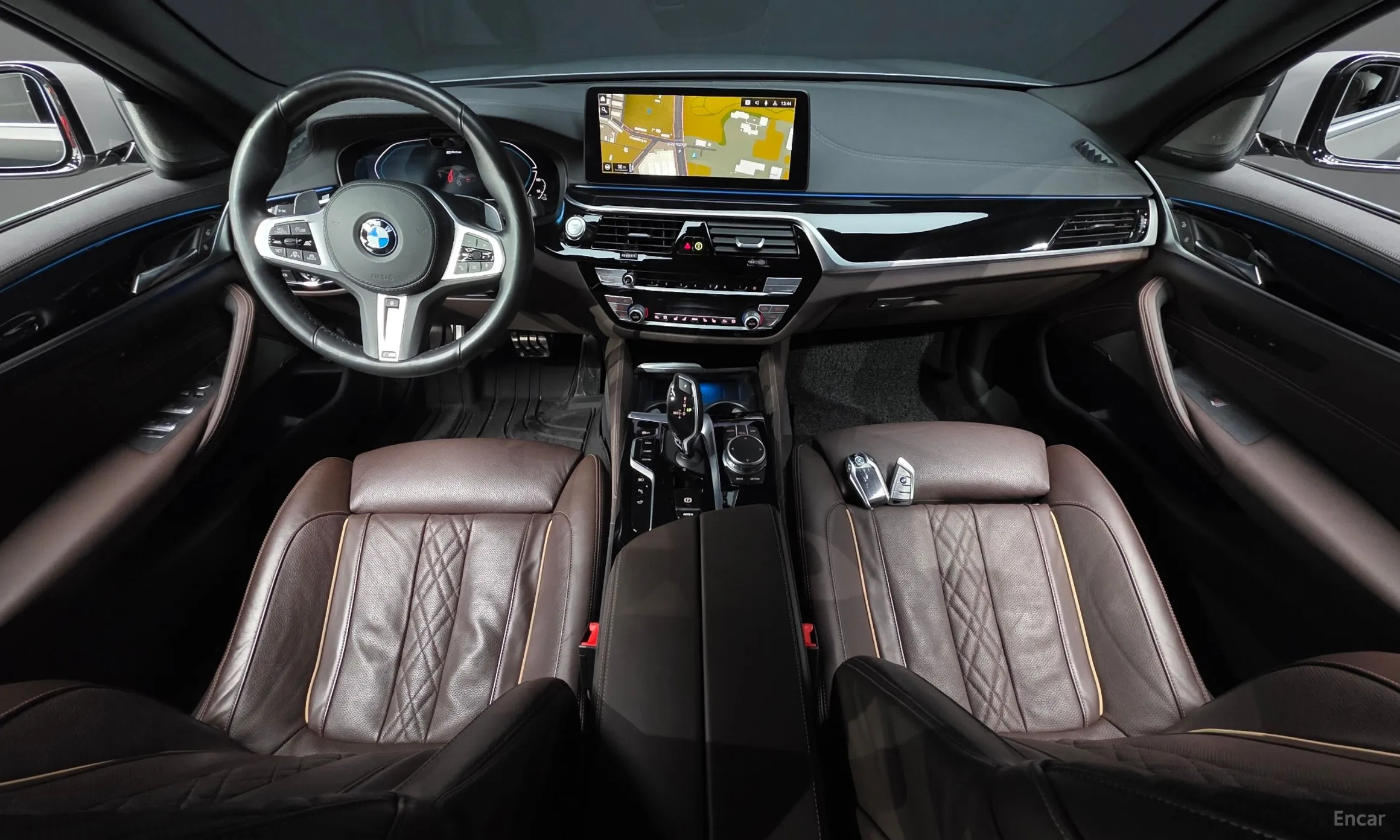 BMW 5 Series (G30) превью 7