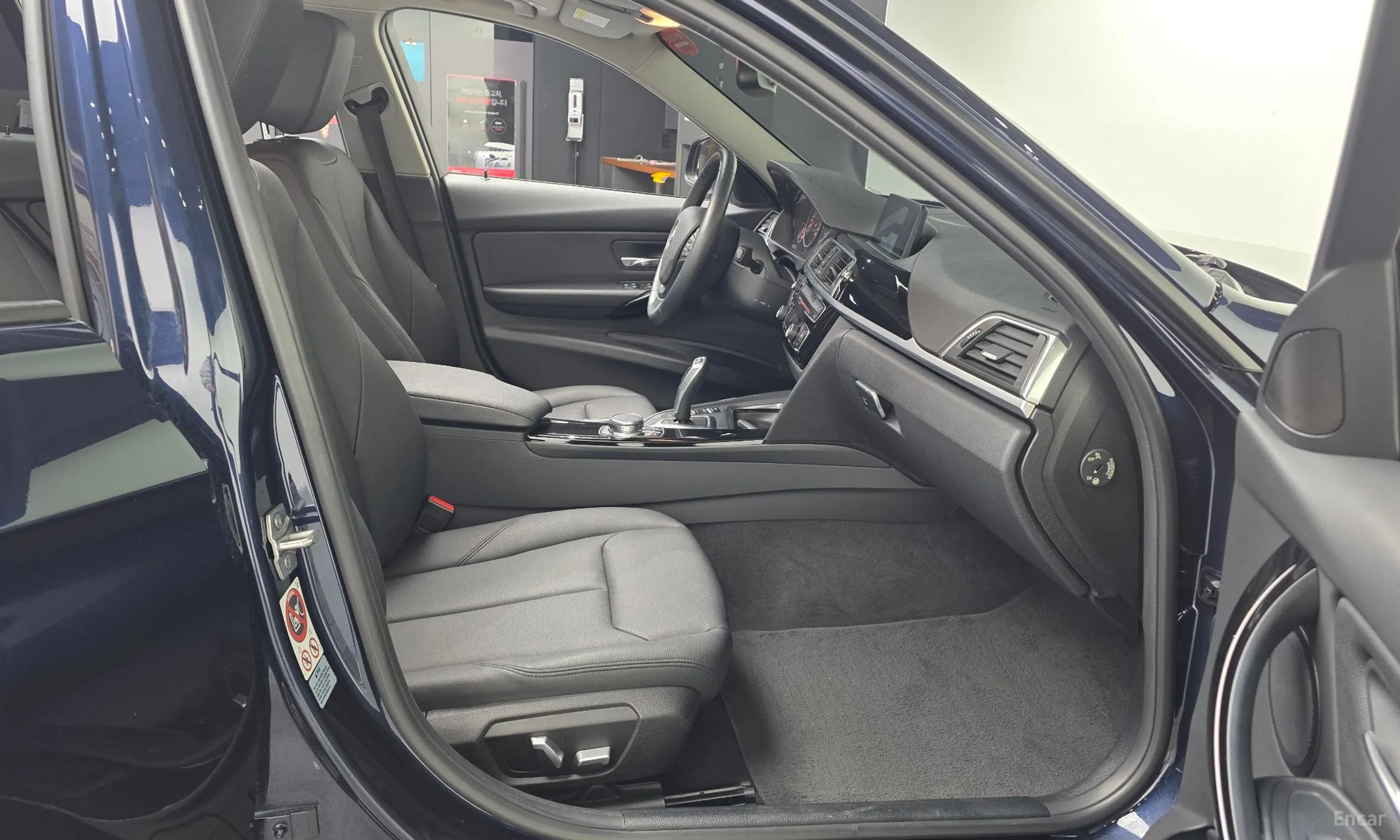 BMW 3 Series (F30) превью 11