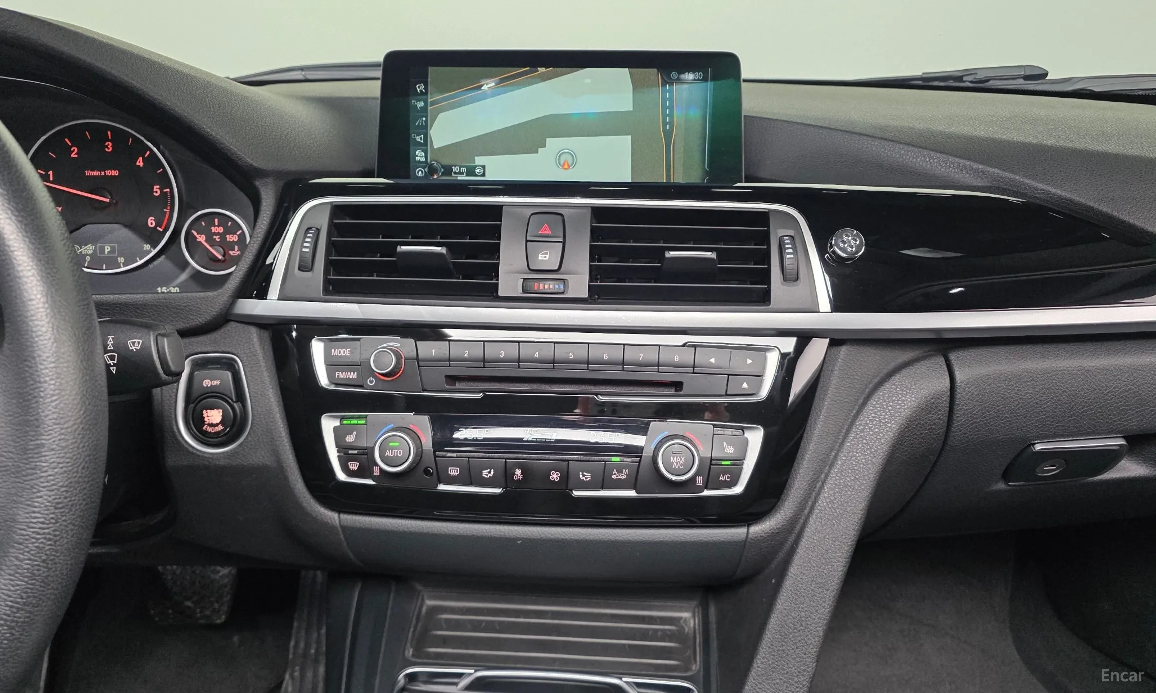 BMW 3 Series (F30) превью 14