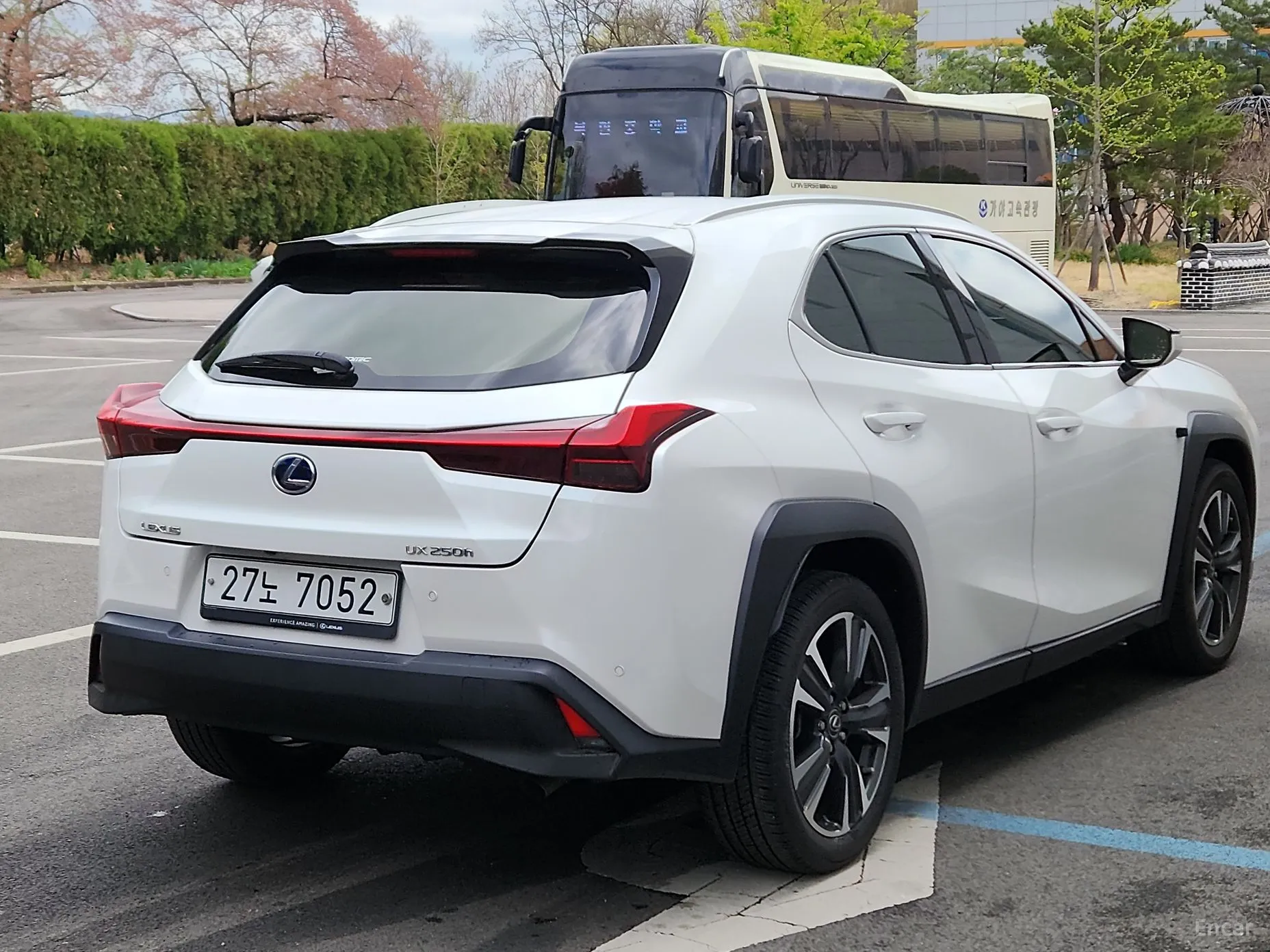 Lexus UX250h