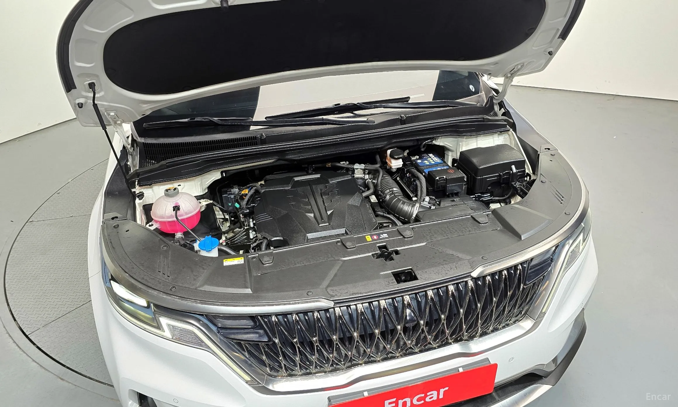 Kia Carnival Gen 4 превью 6