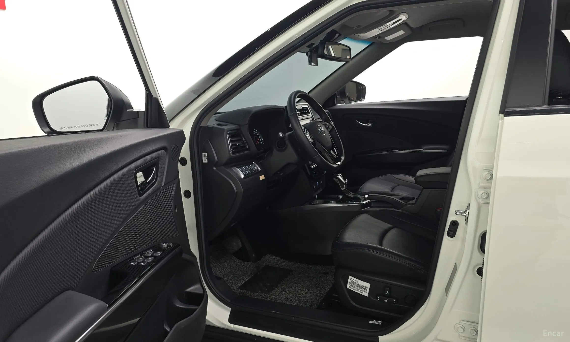 KG Mobility (SsangYong) Berry New Tivoli превью 10