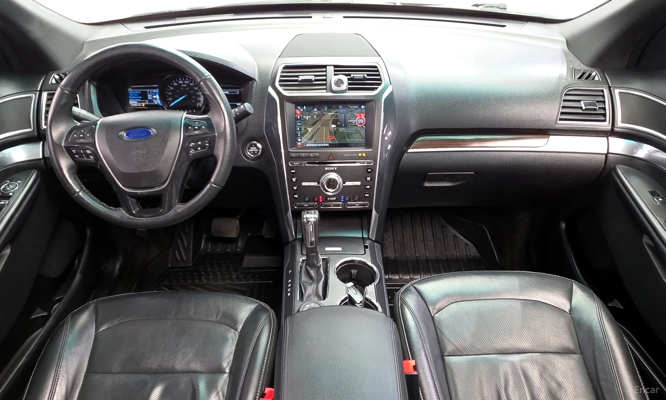 Ford Explorer превью 7