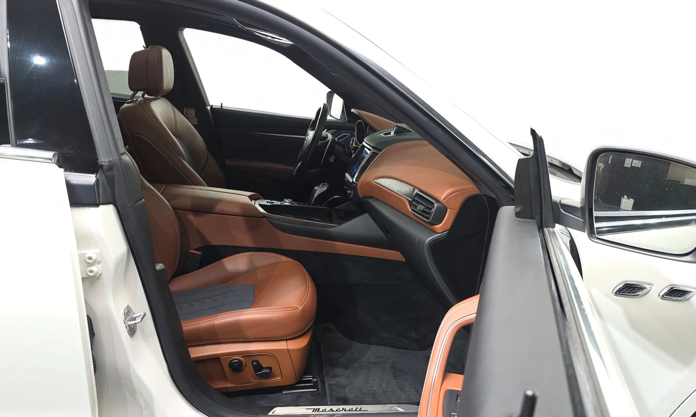 Maserati Levante превью 11