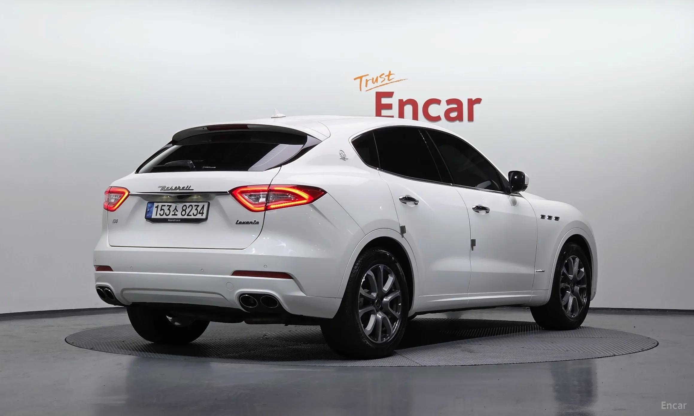 Maserati Levante превью 2