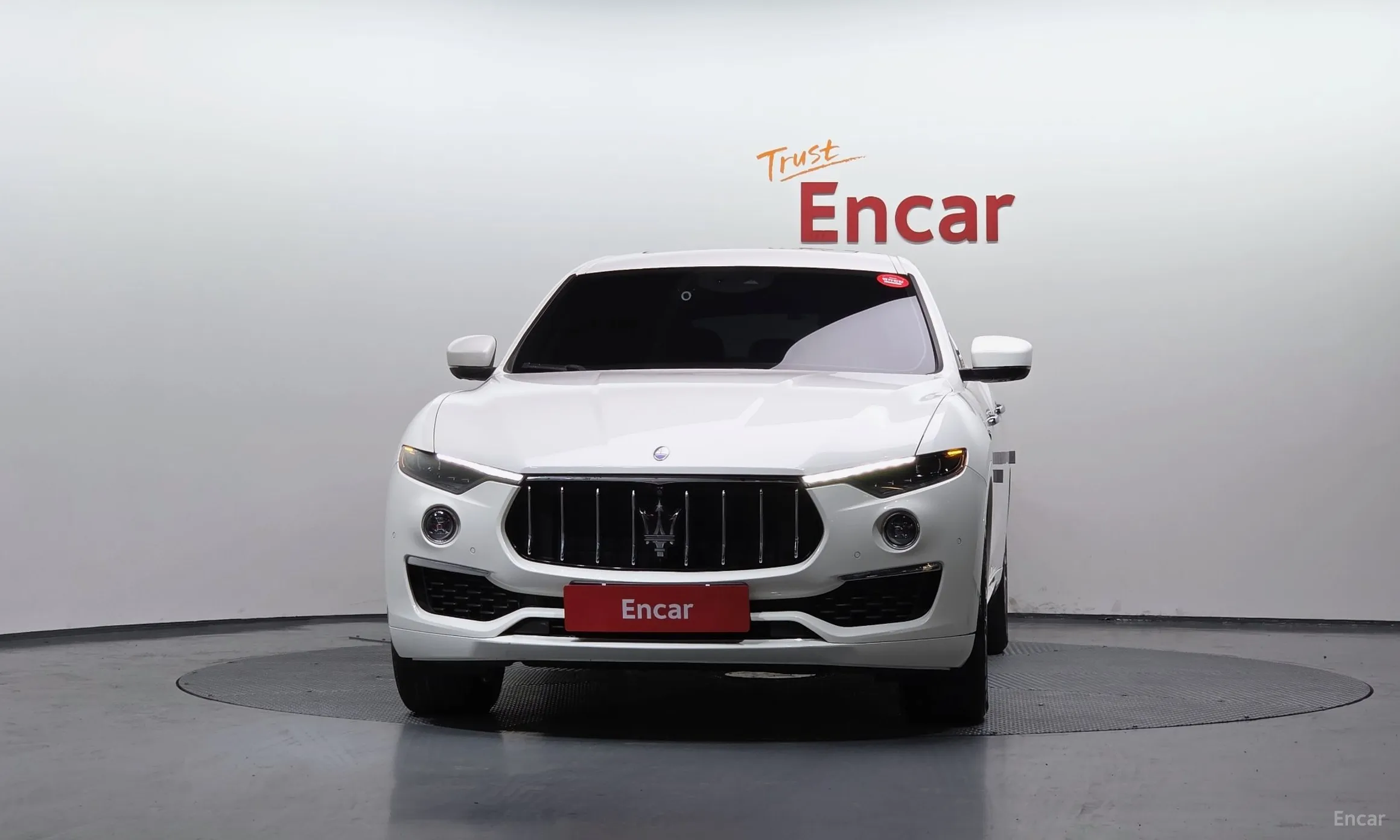 Maserati Levante превью 3