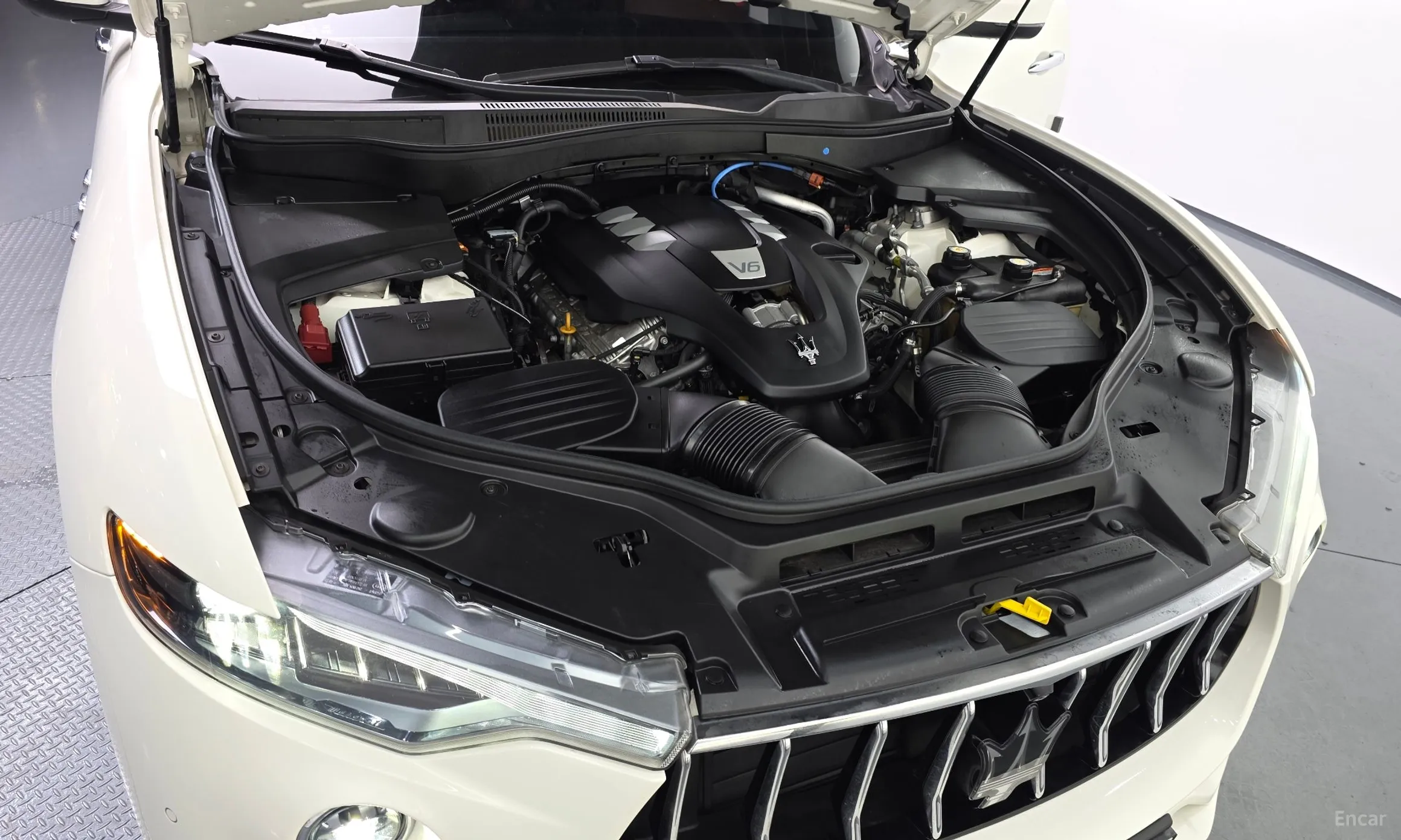 Maserati Levante превью 6