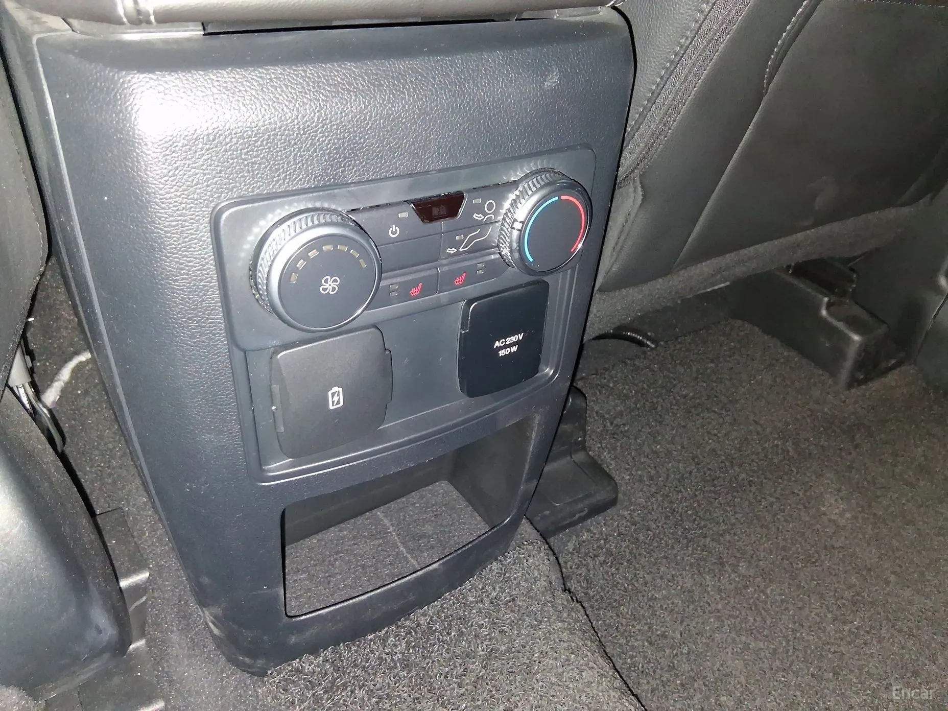 Ford Explorer 6th Generation превью 15