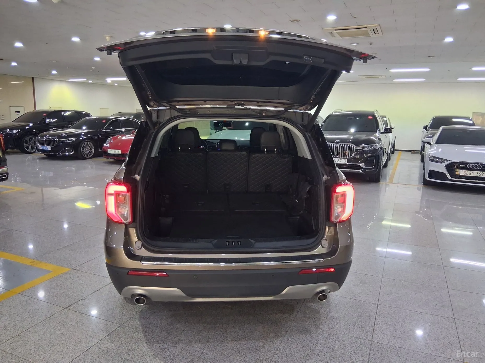 Ford Explorer 6th Generation превью 5