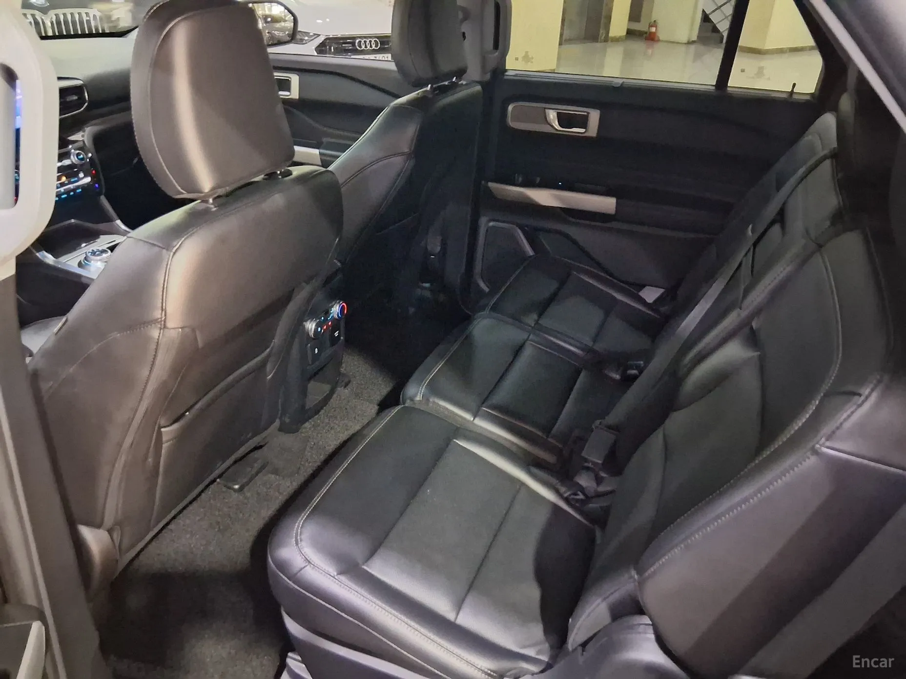Ford Explorer 6th Generation превью 7