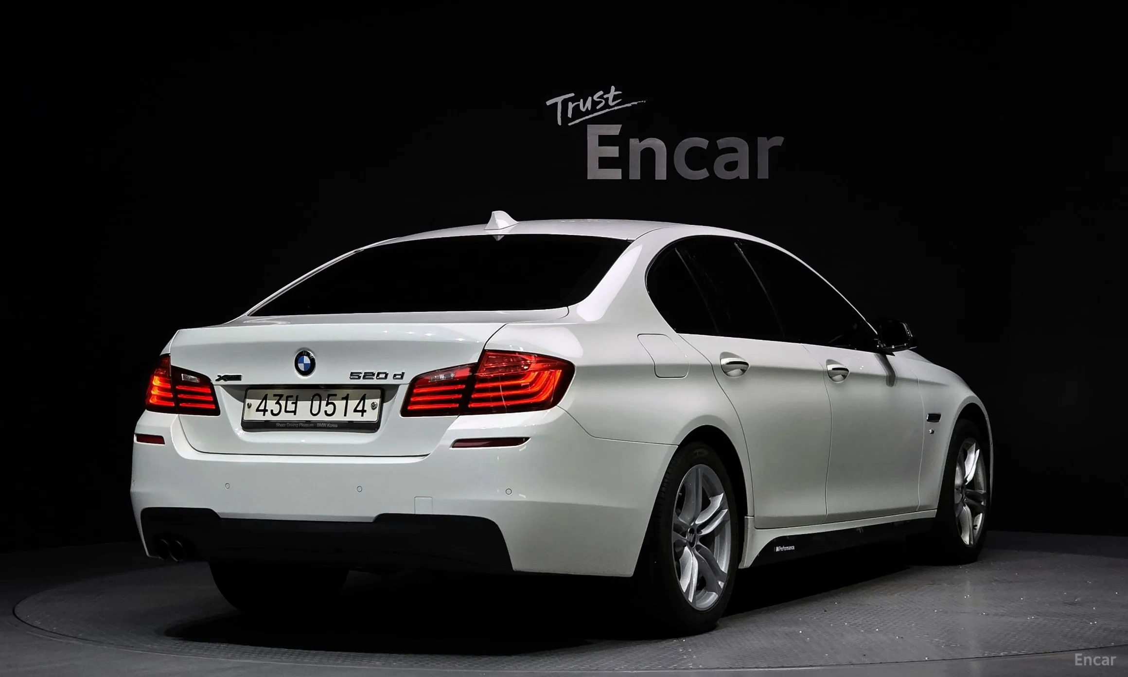 BMW 5 Series (F10) превью 2
