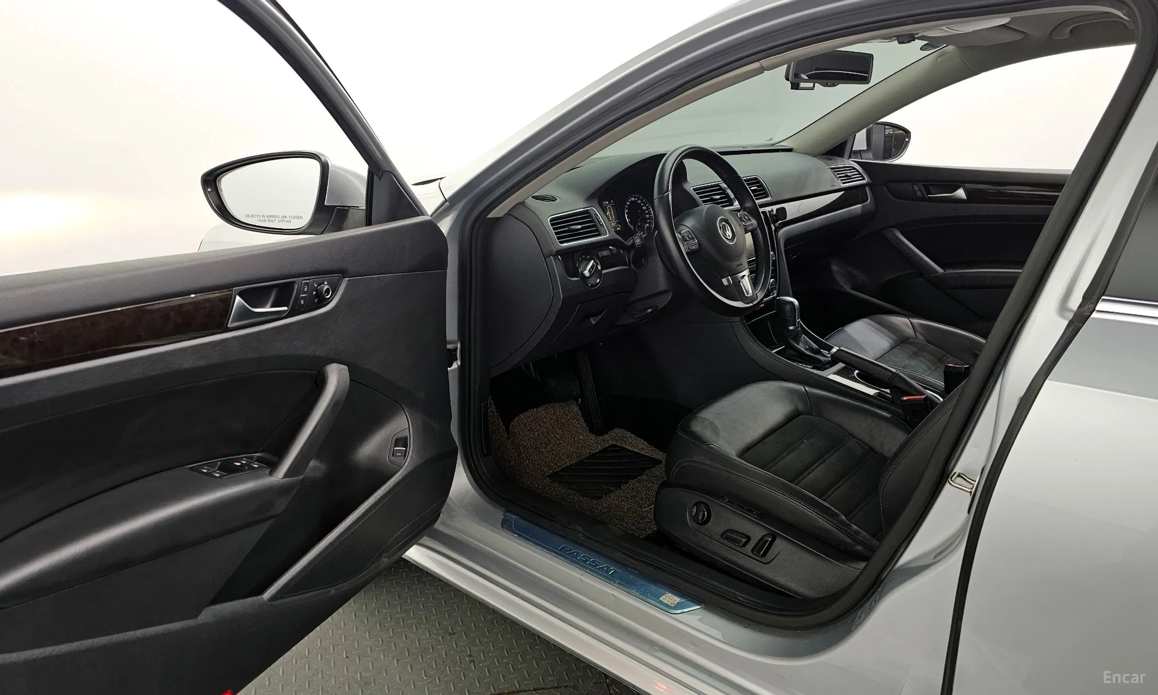 Volkswagen The New Passat превью 10
