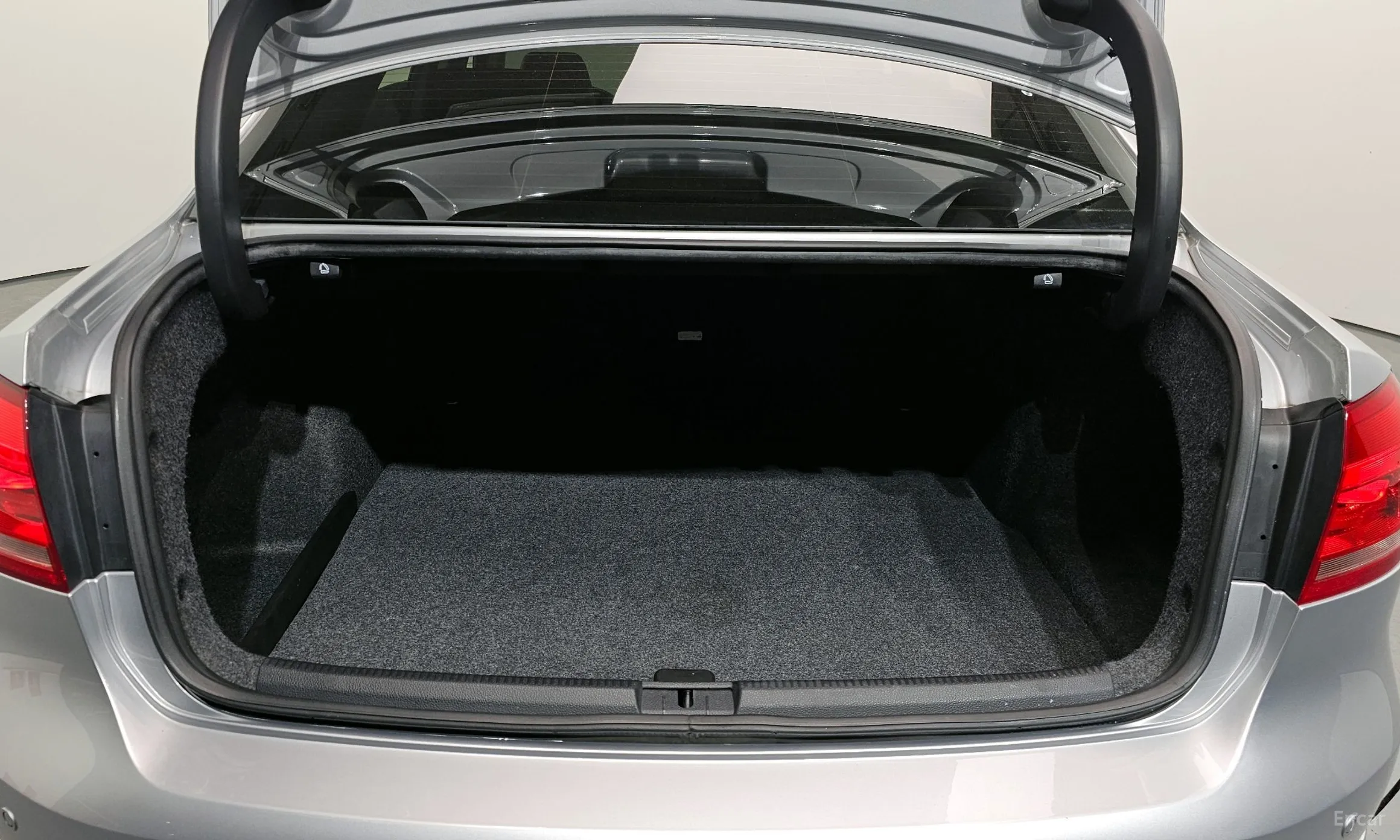 Volkswagen The New Passat превью 20