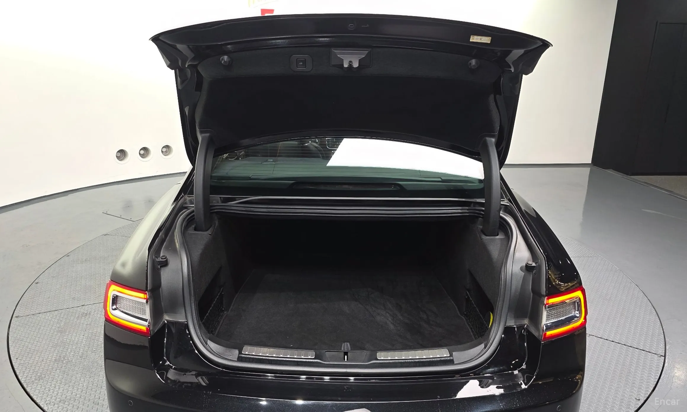 Lincoln Continental Gen 10 превью 20