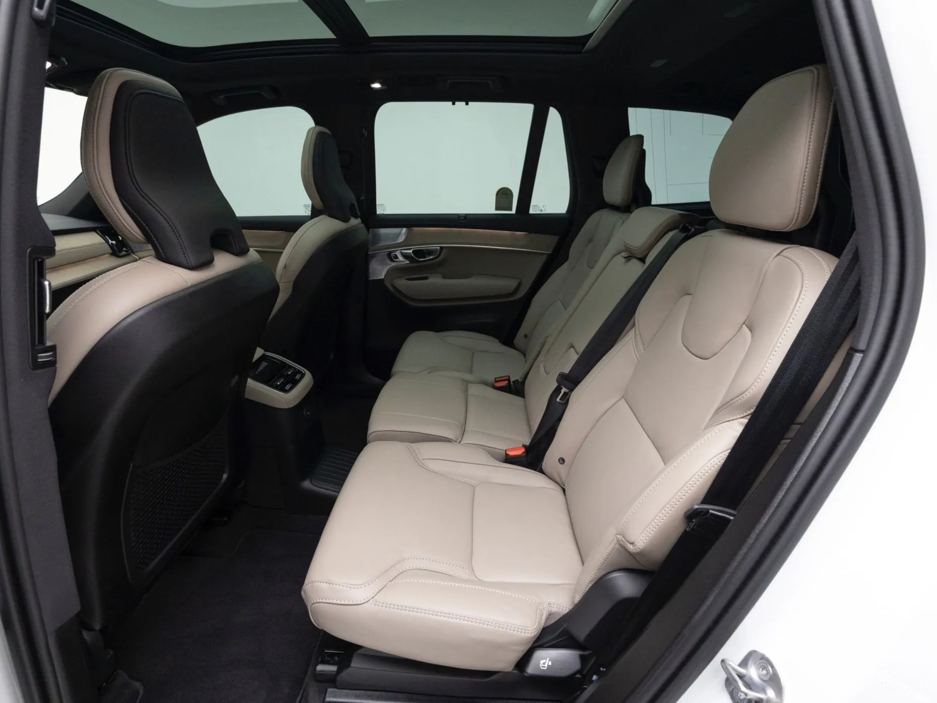 Volvo XC90 Gen 2 превью 10