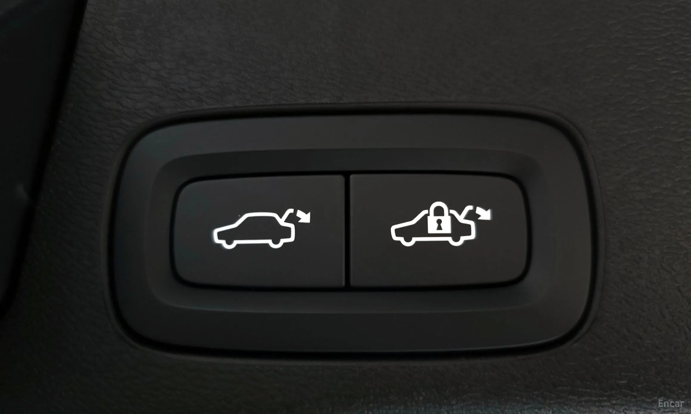 Volvo XC60 Gen 2 превью 20