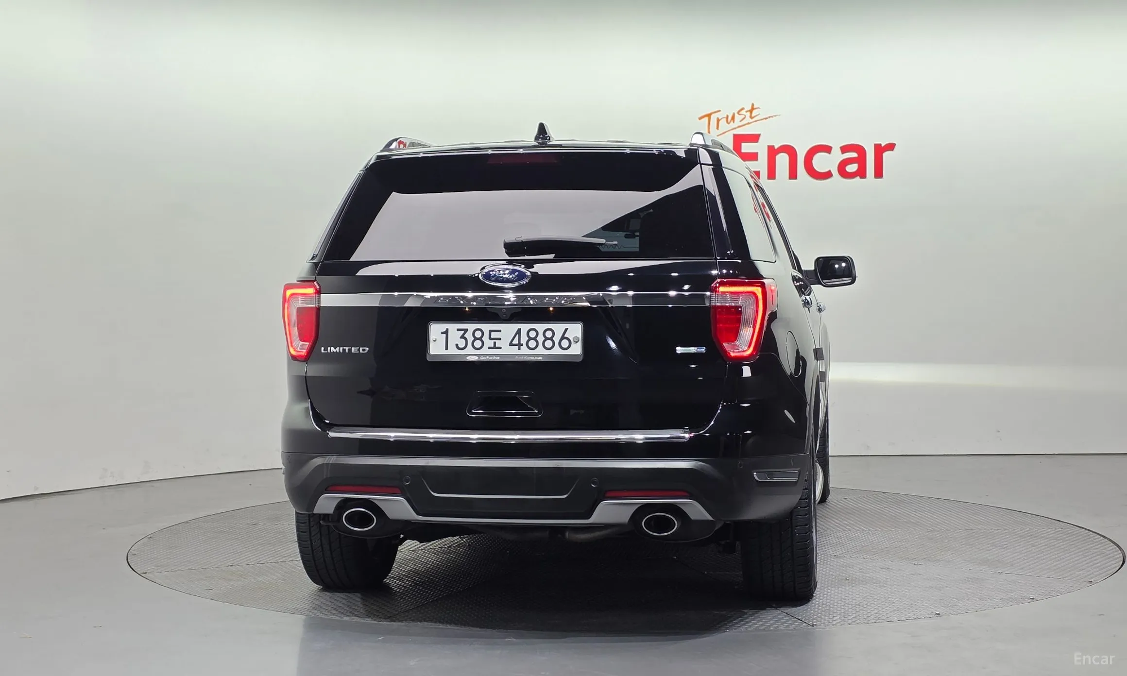 Ford Explorer превью 4