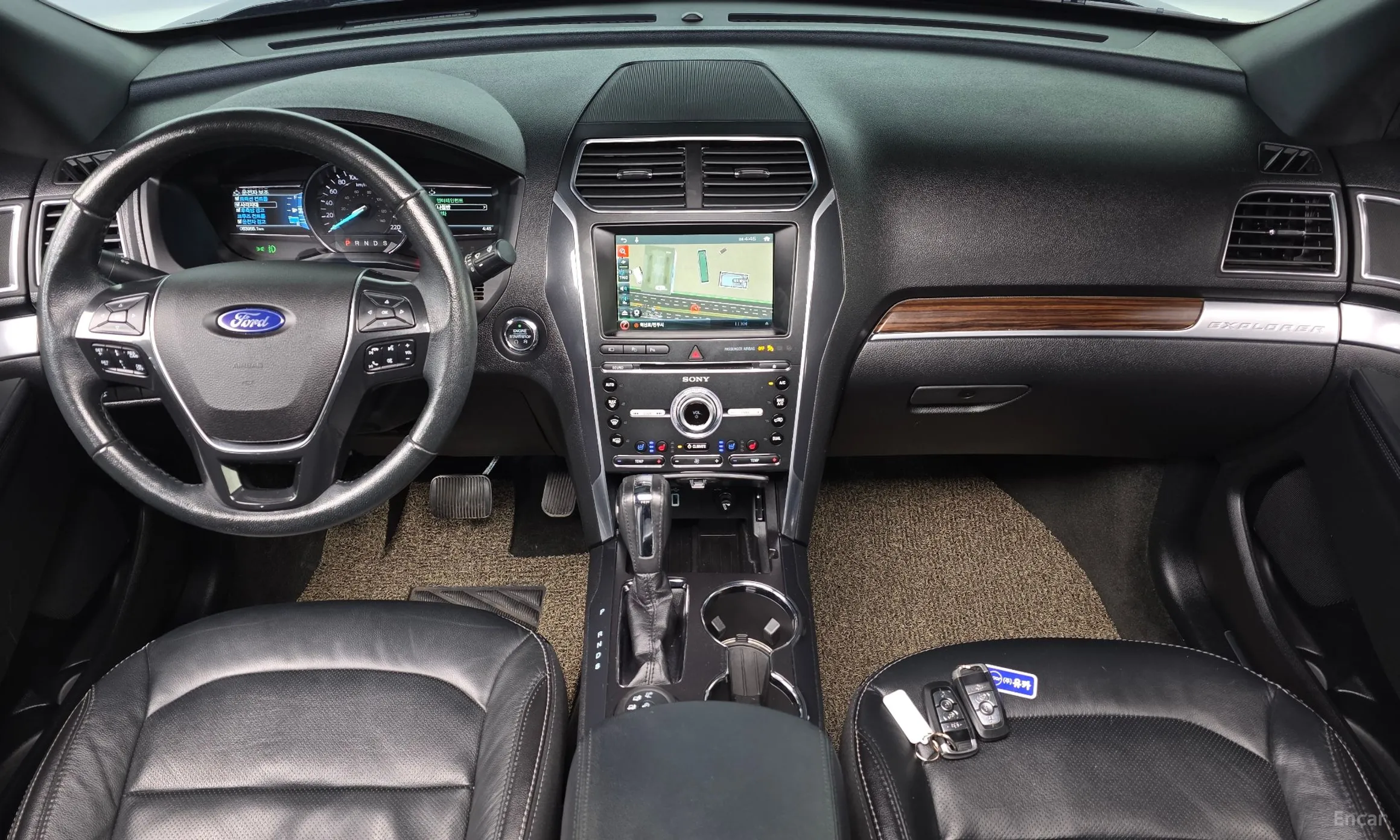 Ford Explorer превью 7