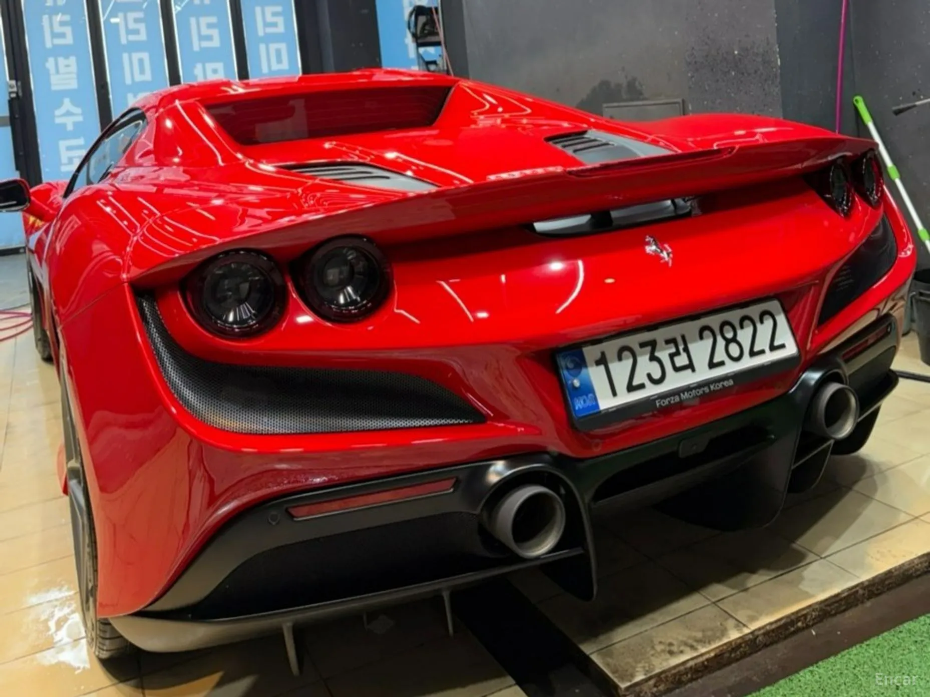 Ferrari F8 Spider превью 4