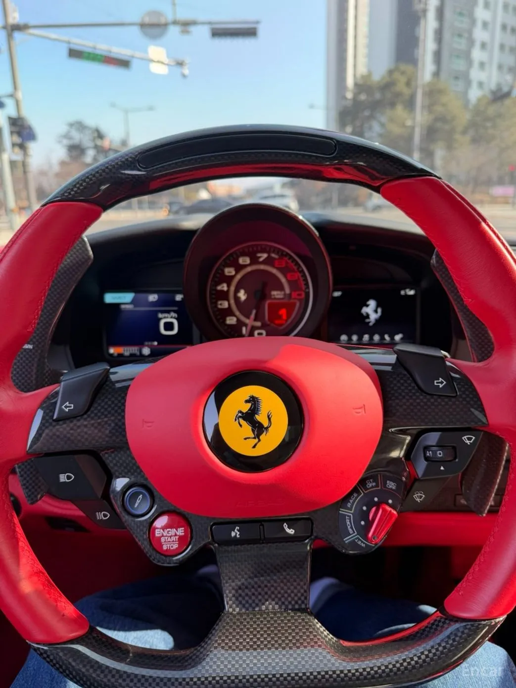 Ferrari F8 Spider превью 5