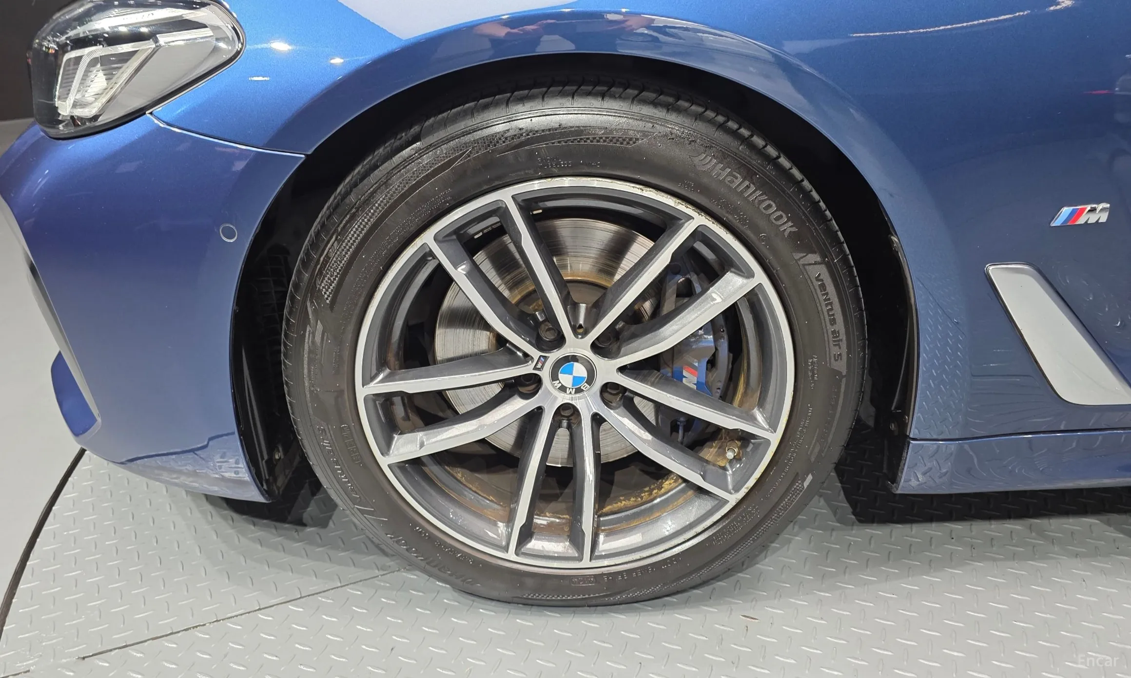 BMW 5 Series (G30) превью 5