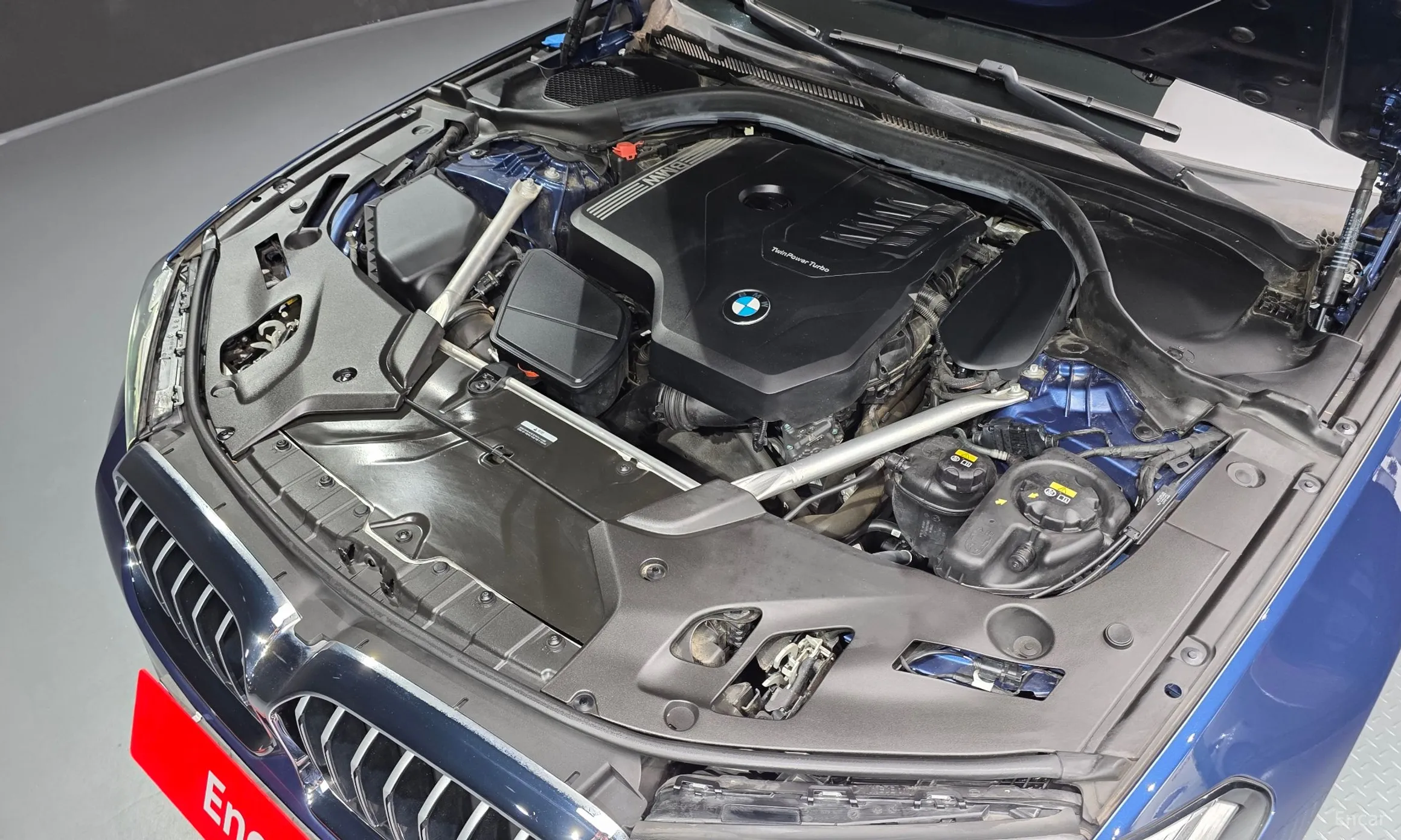 BMW 5 Series (G30) превью 6