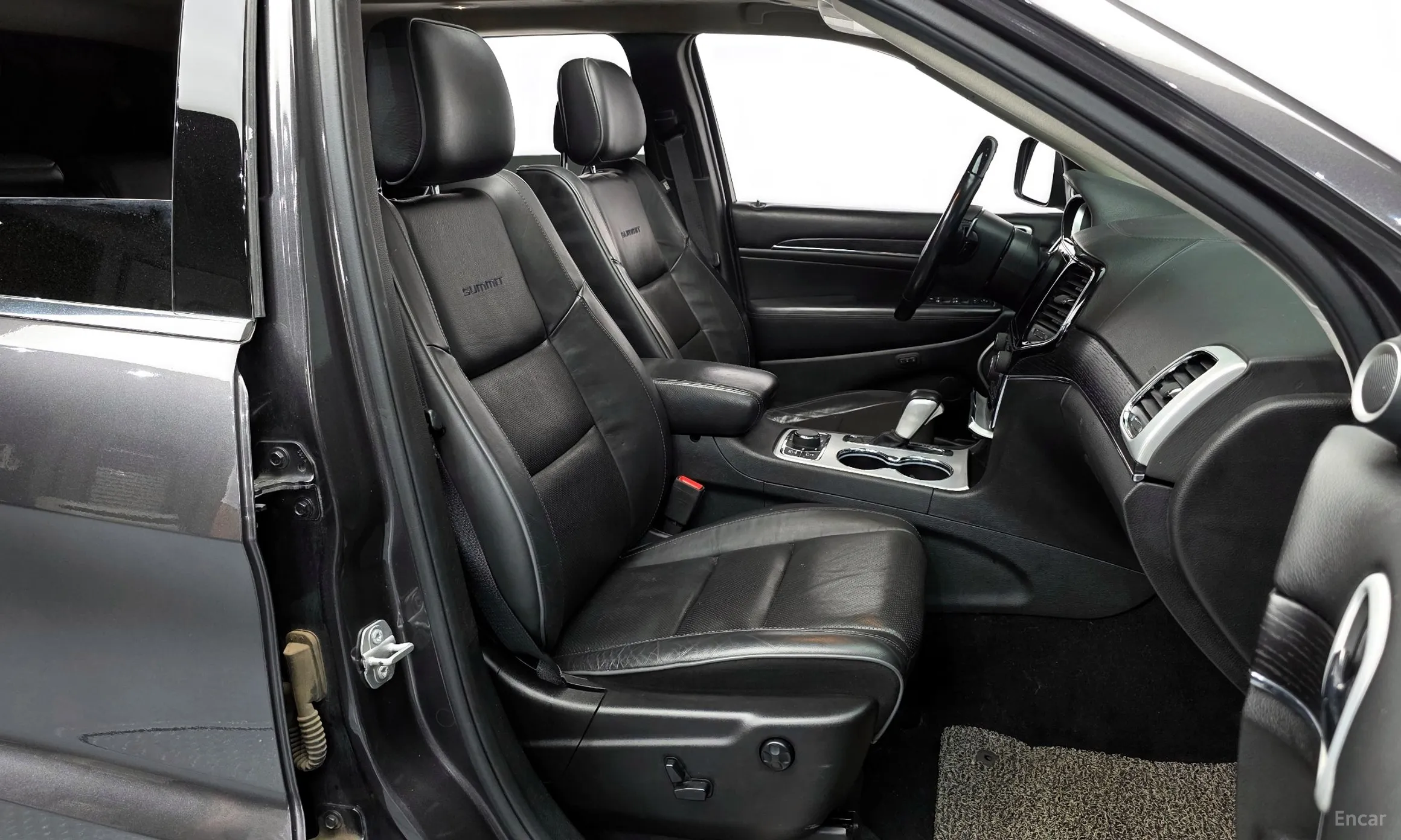 Jeep Grand Cherokee превью 11