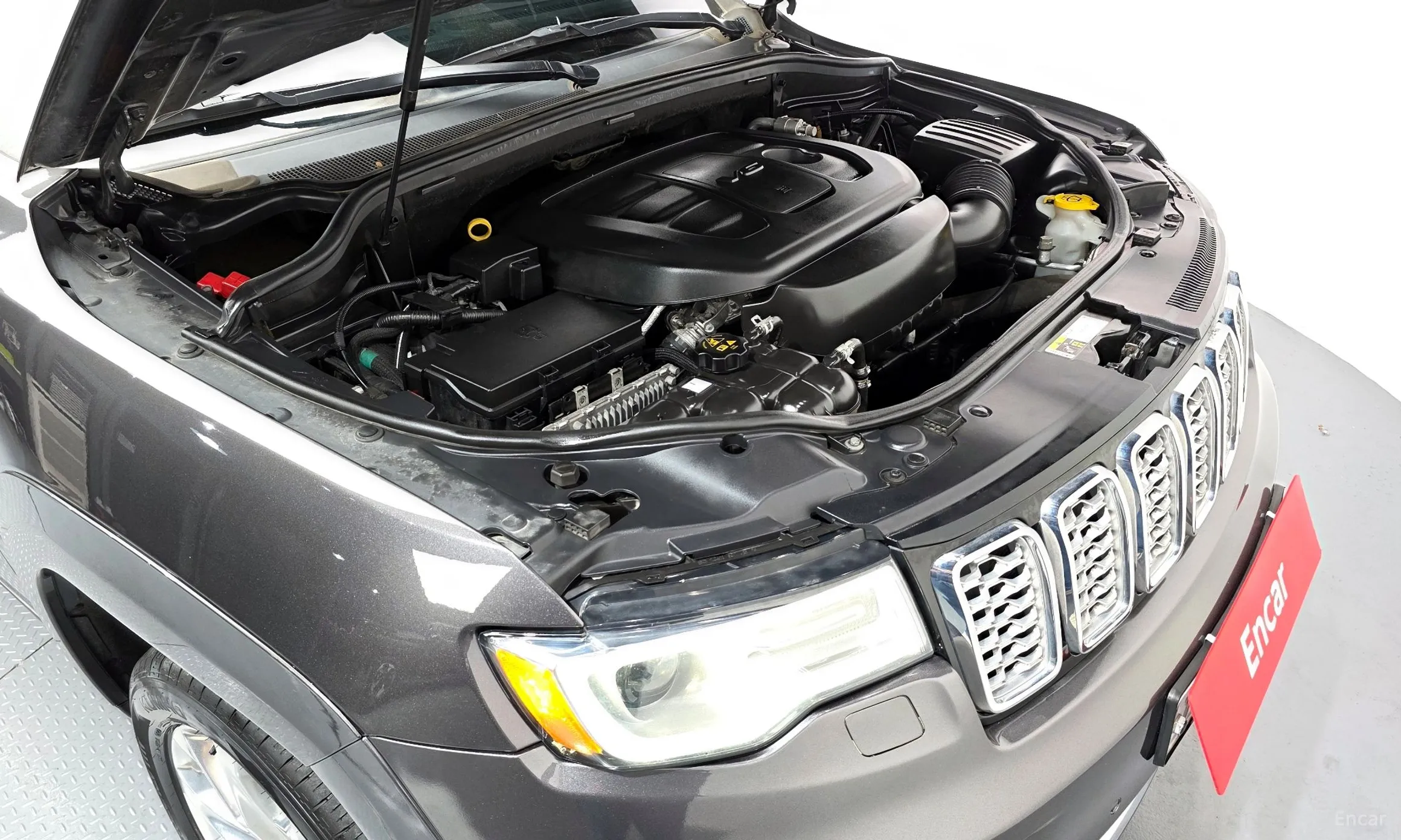Jeep Grand Cherokee превью 6